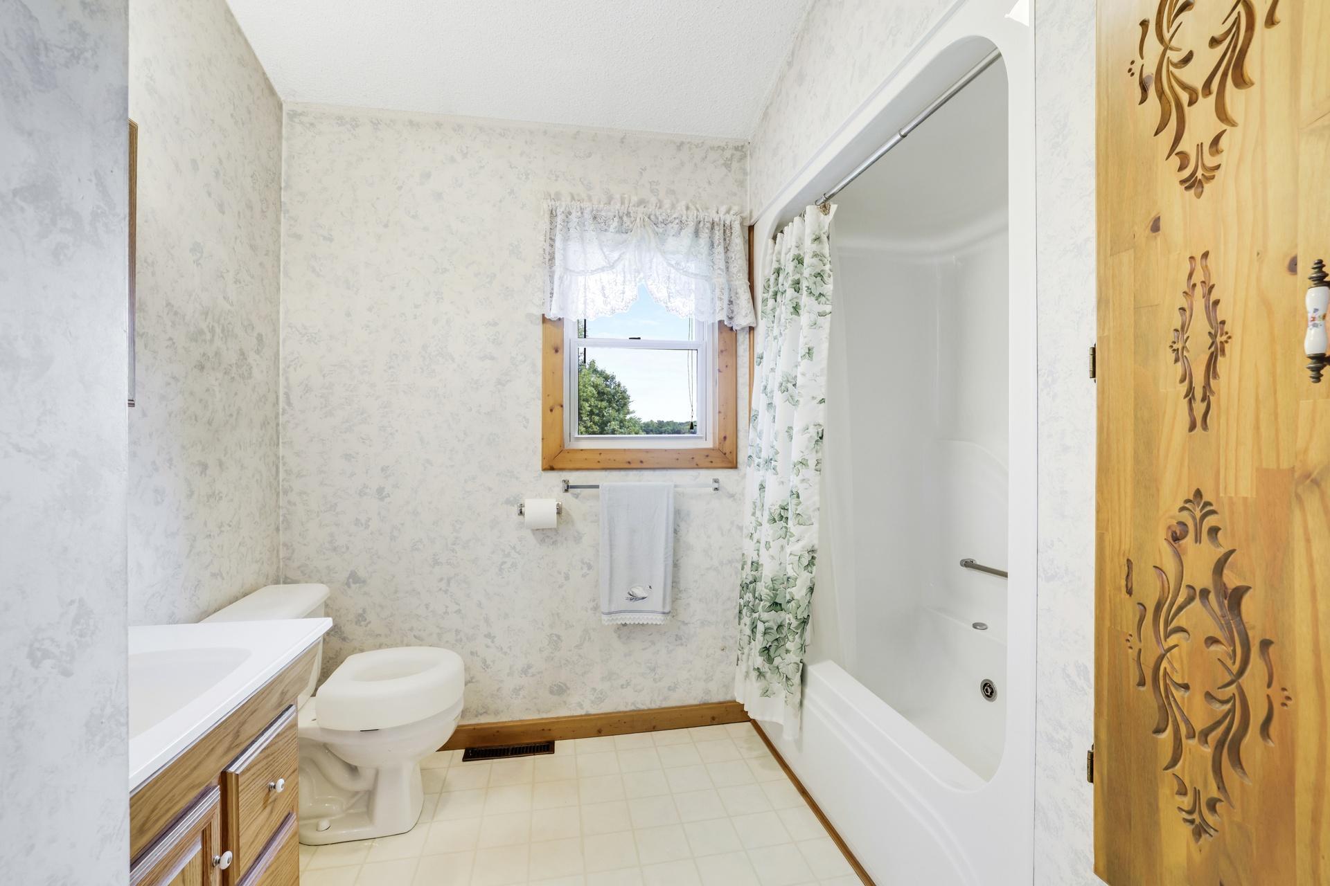 10574 Arnold Circle Nw Property Photo 22