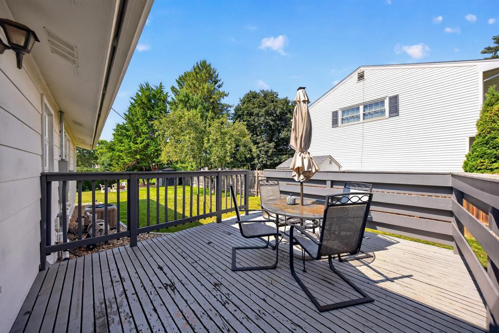 605 Elton Hills Drive Nw Property Photo 29