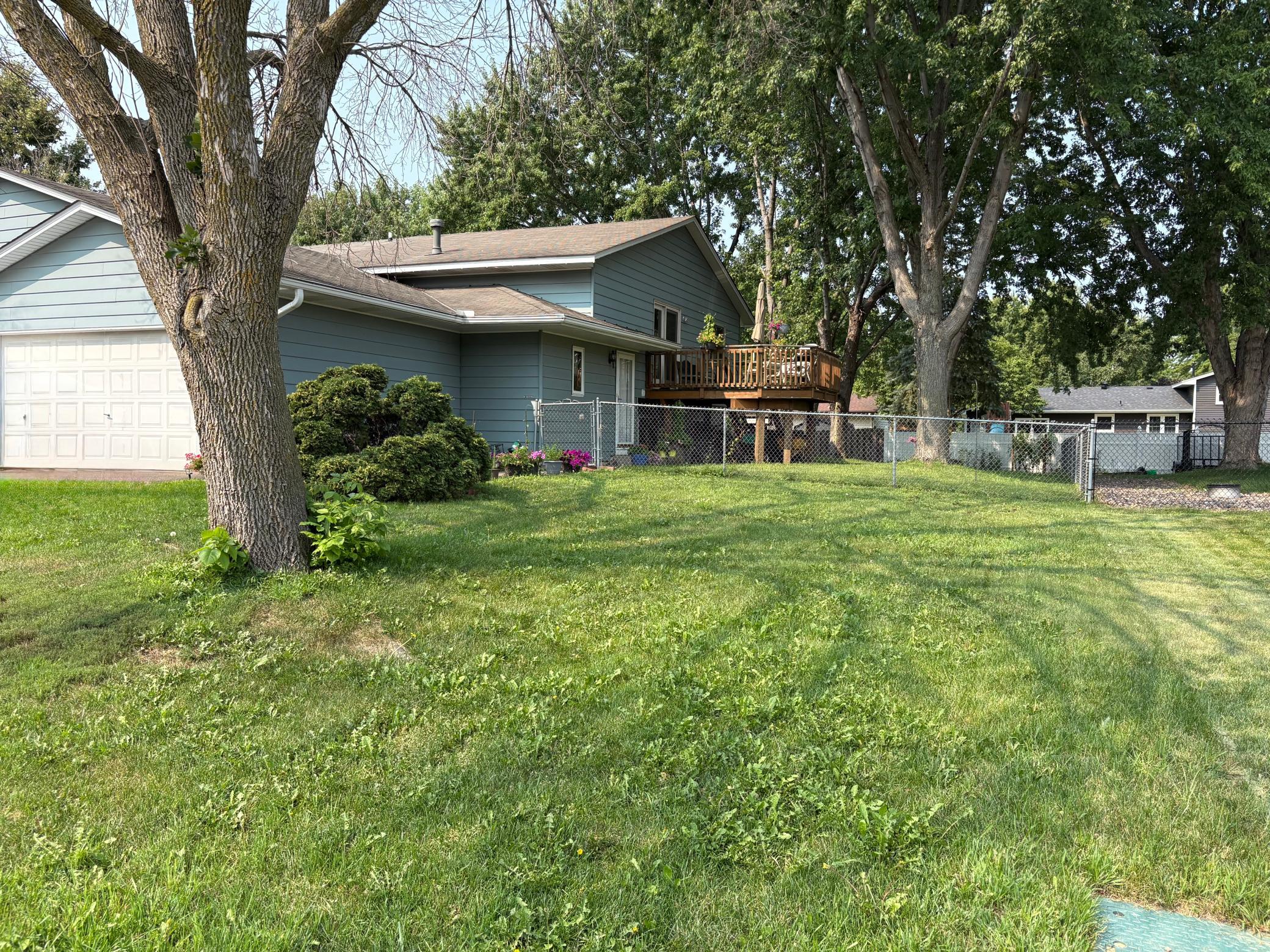 9055 Forestview Lane N Property Photo 1