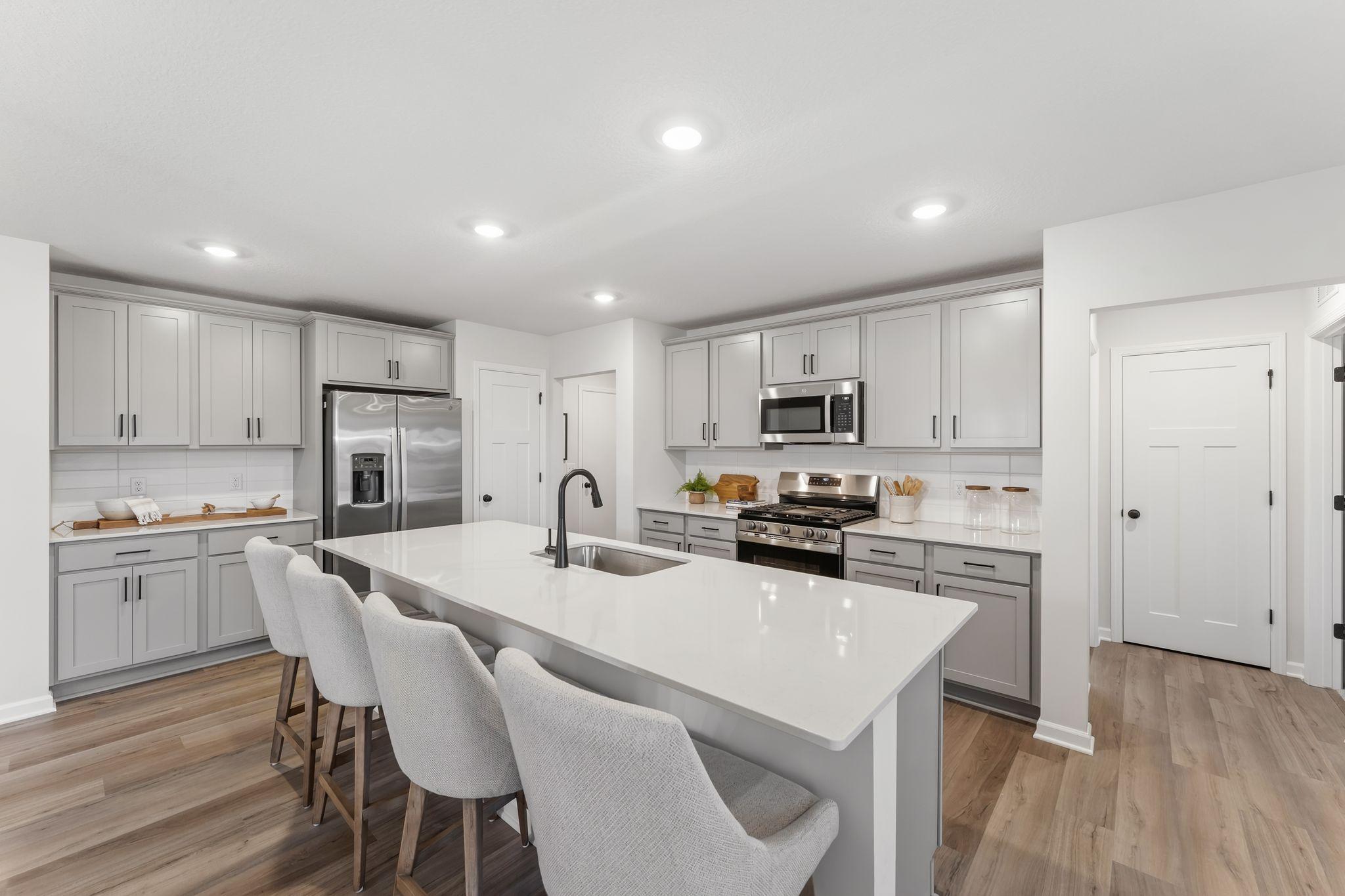 1114 Annagaire Curve Property Photo 2