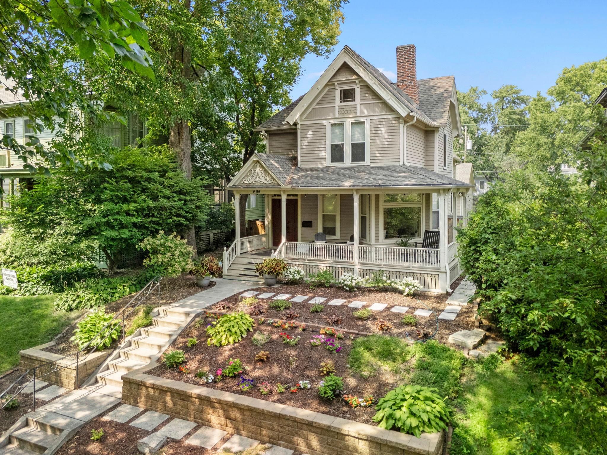 695 Fairmount Avenue Property Photo 1