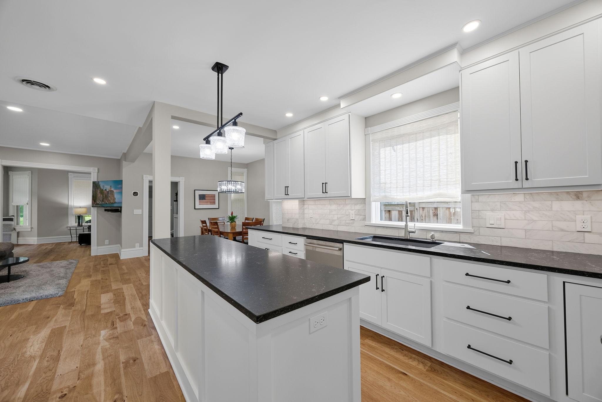 695 Fairmount Avenue Property Photo 6