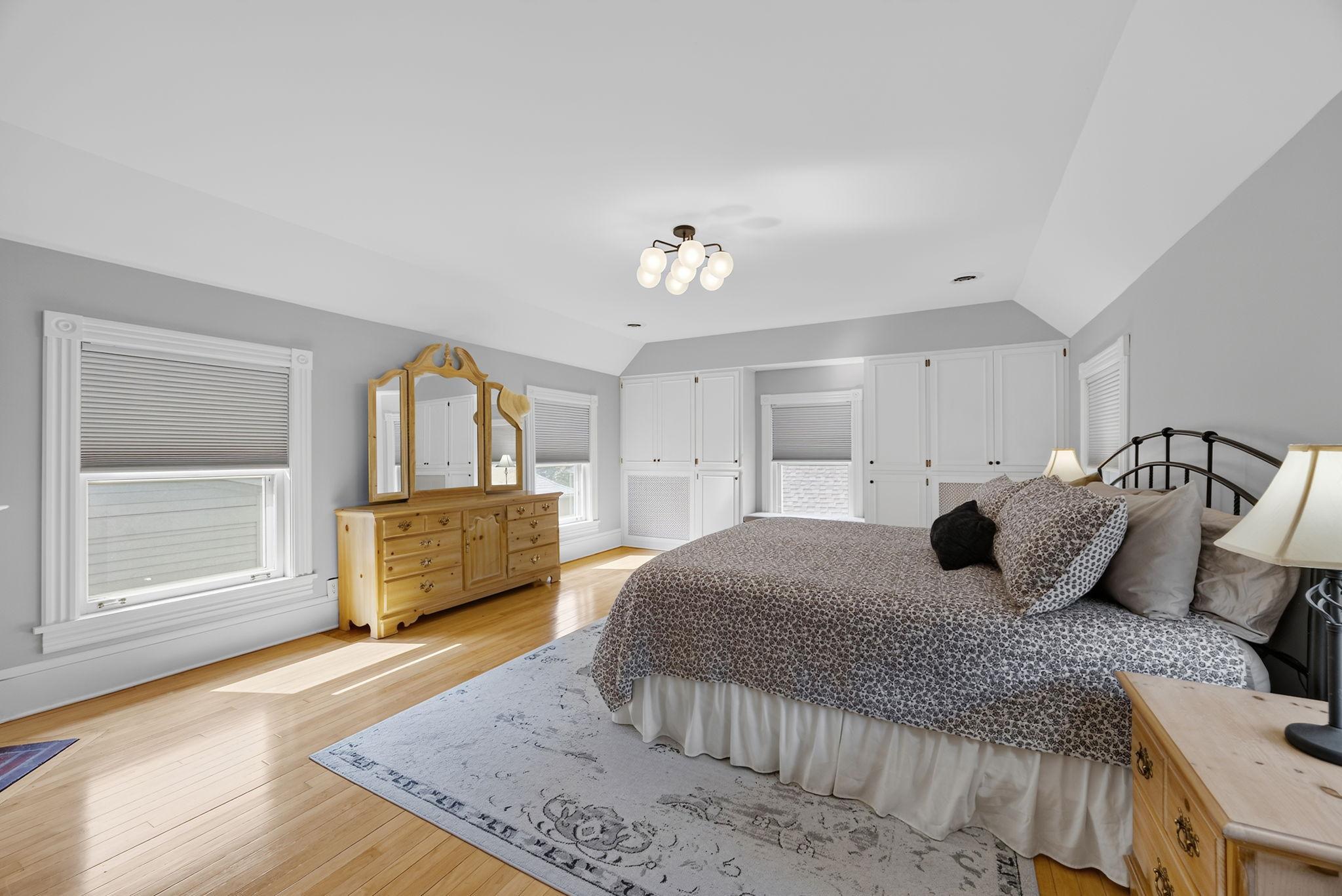 695 Fairmount Avenue Property Photo 19