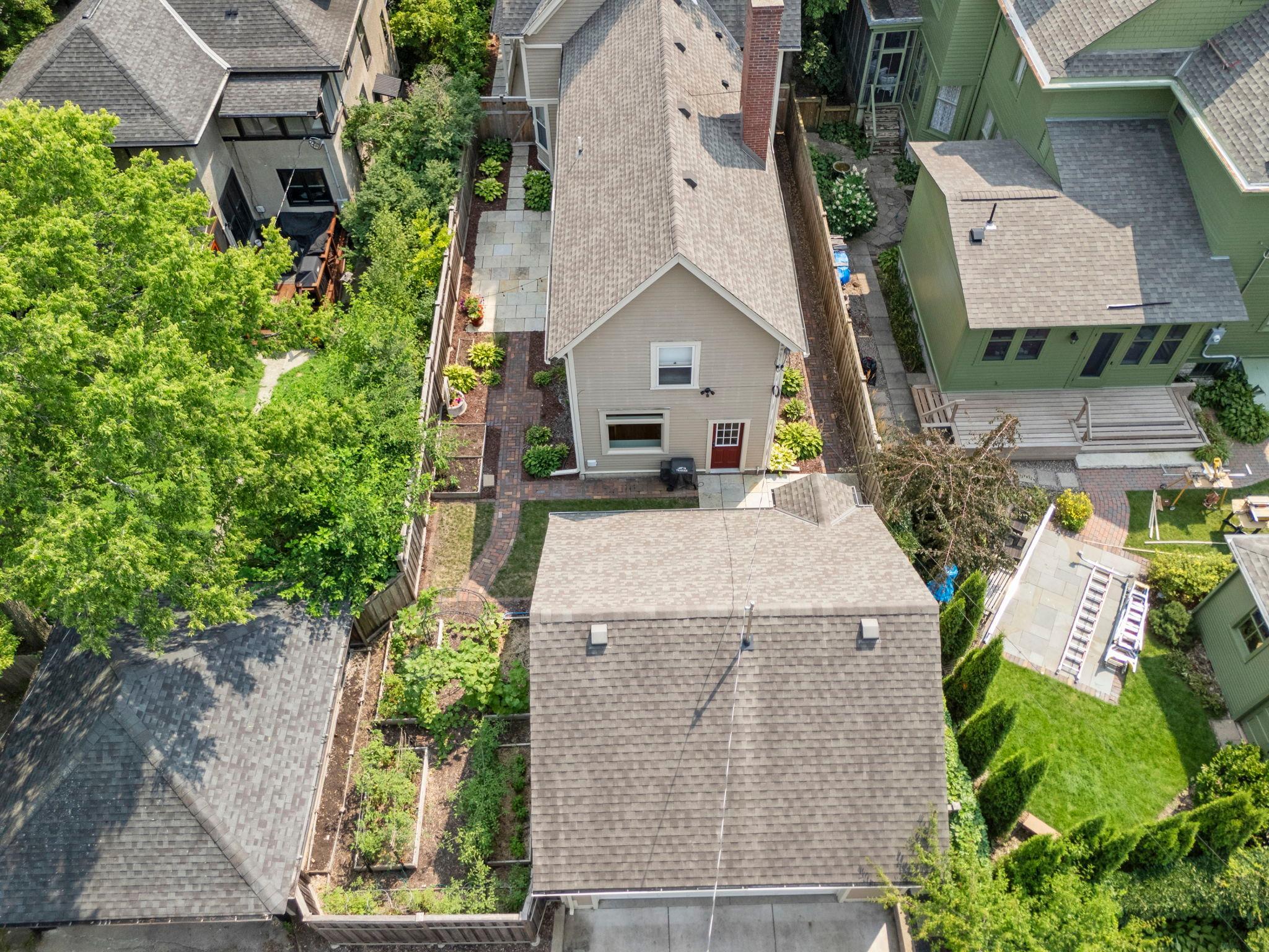 695 Fairmount Avenue Property Photo 34