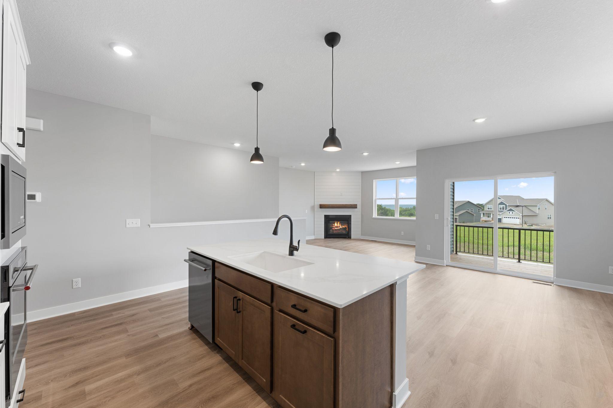 2141 Bluff Heights Drive Property Photo 11