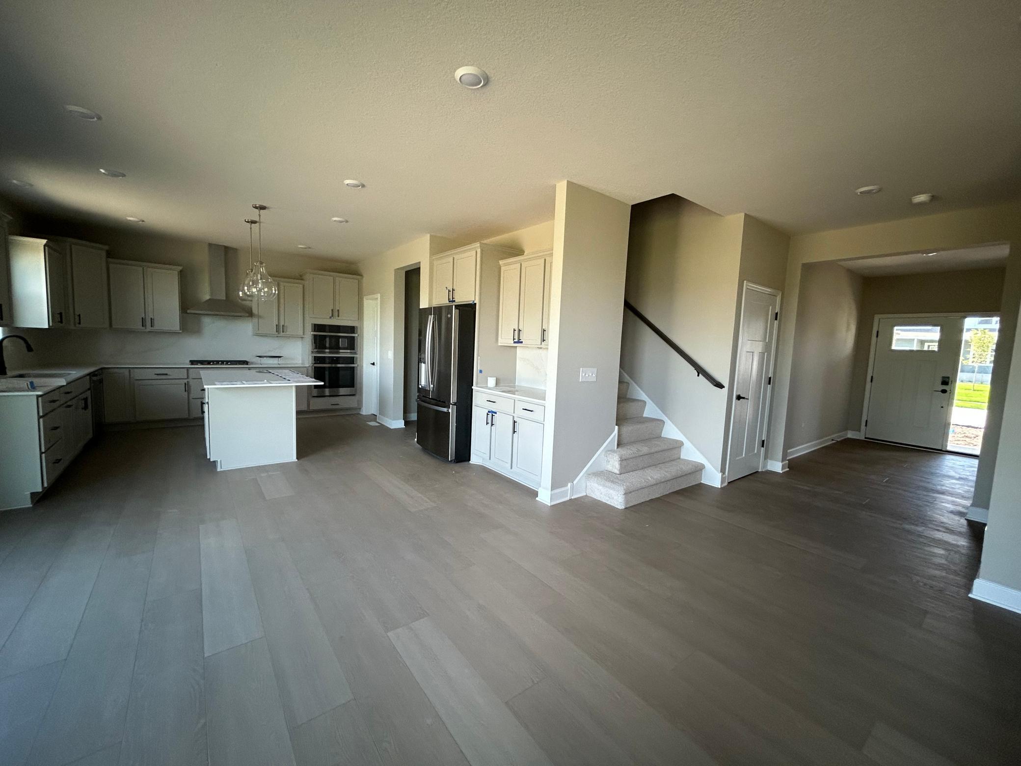 12410 Holden Way Property Photo 4