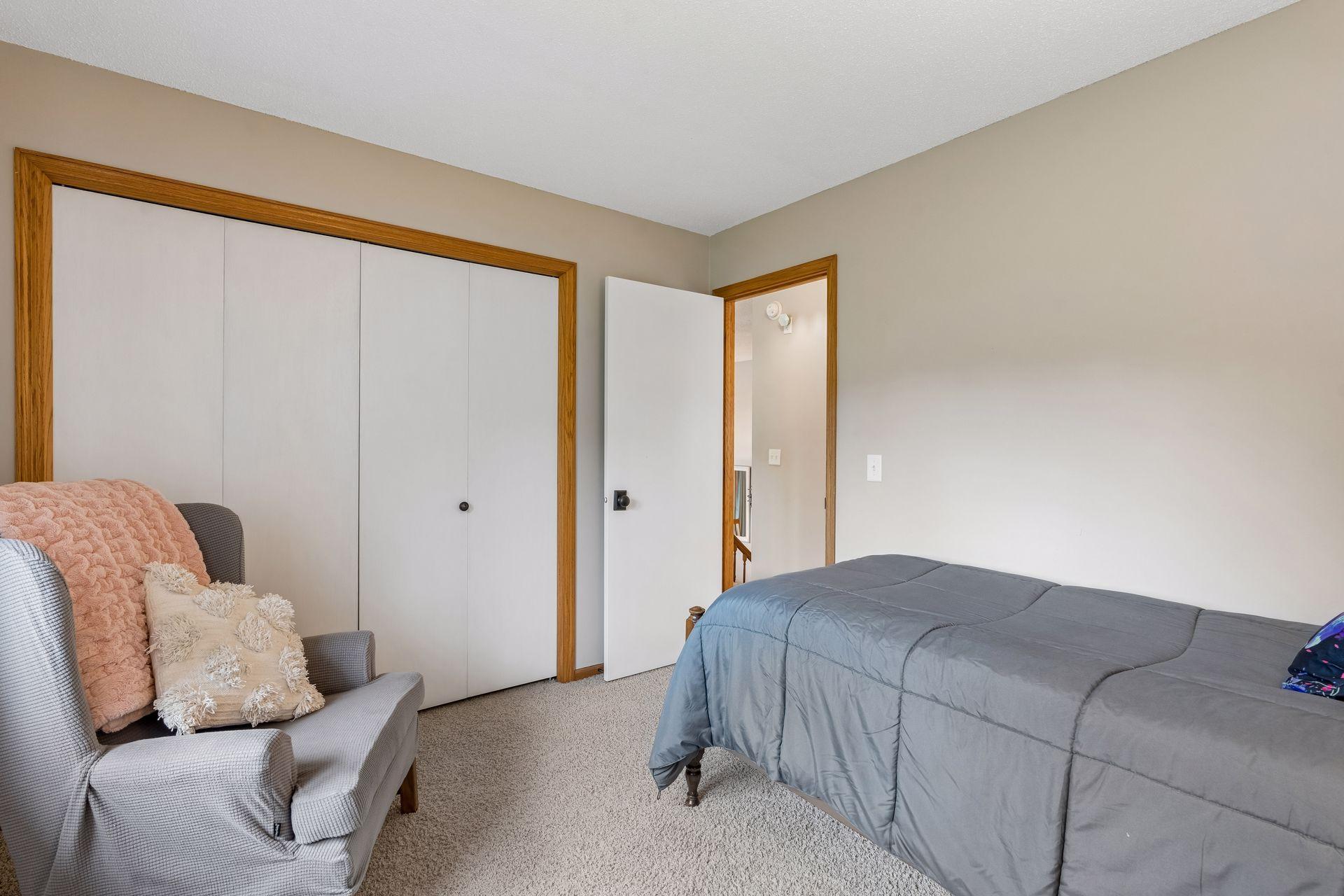 11233 Kentucky Avenue N Property Photo 15