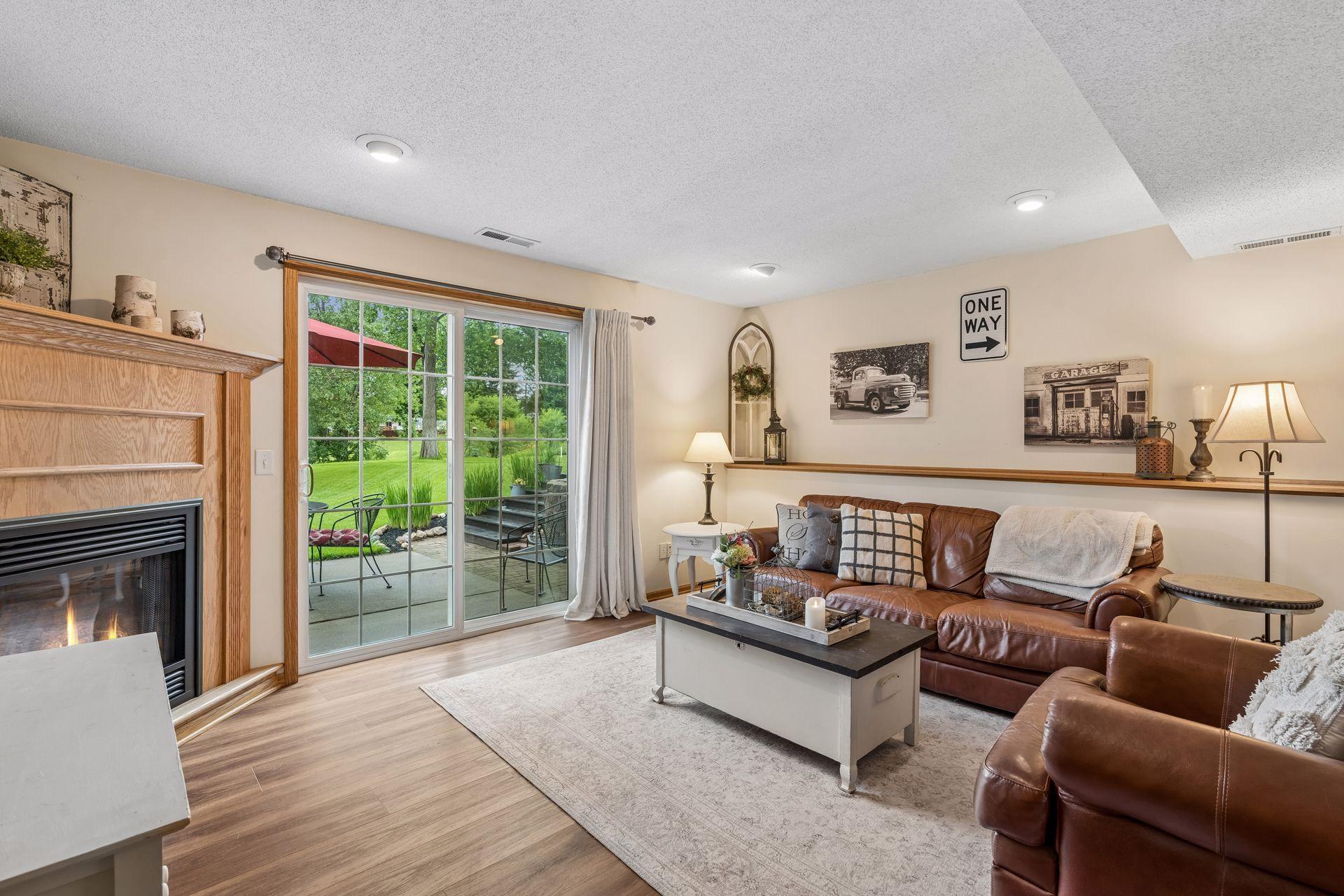 11233 Kentucky Avenue N Property Photo 17