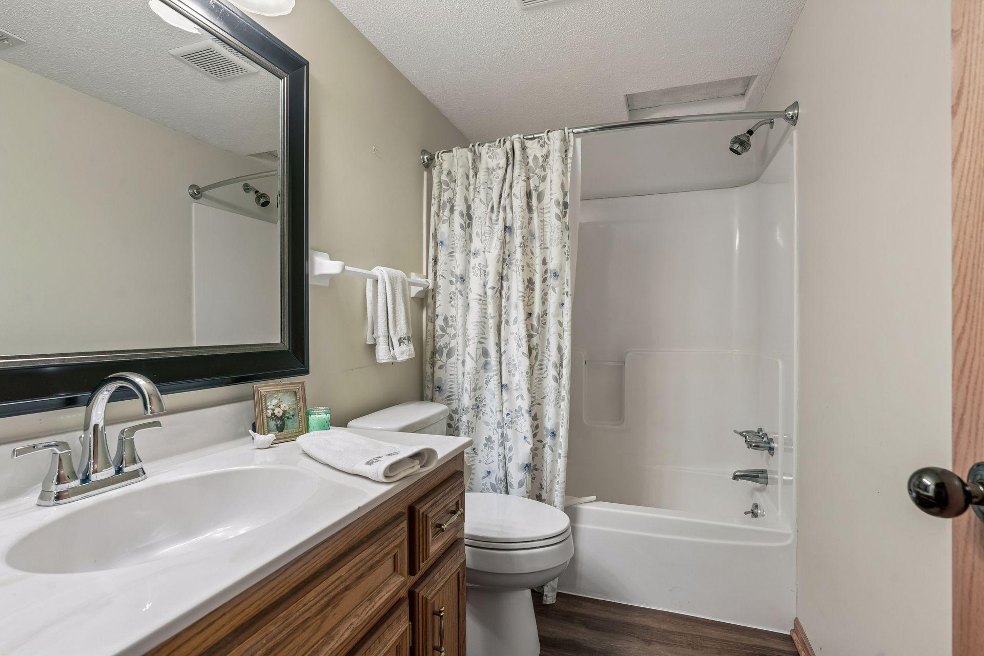 11233 Kentucky Avenue N Property Photo 23
