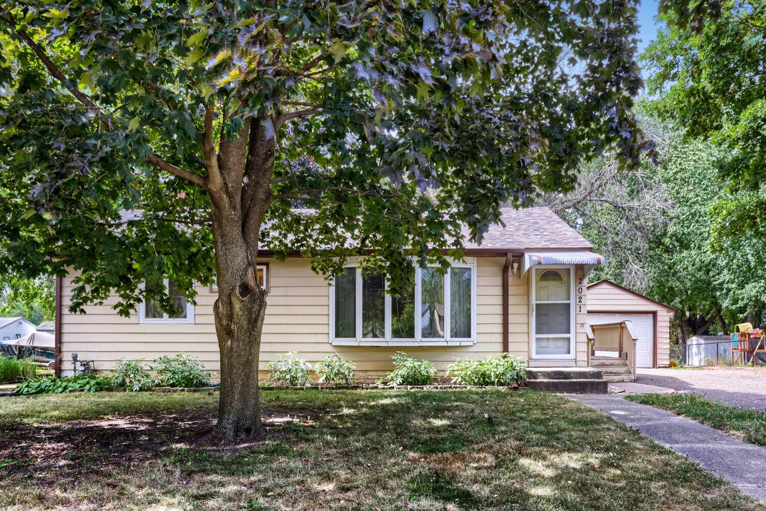 2021 English Street Property Photo 1