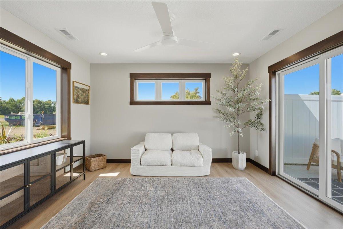 531 Brooks Street Property Photo 12
