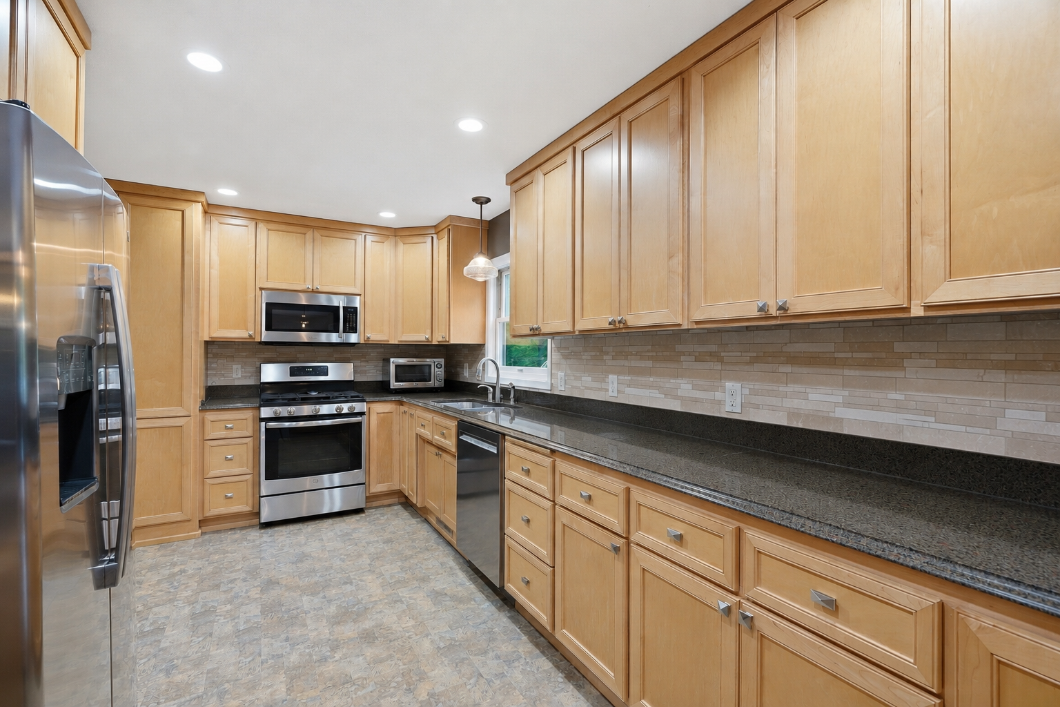 14901 Williston Lane Property Photo 10