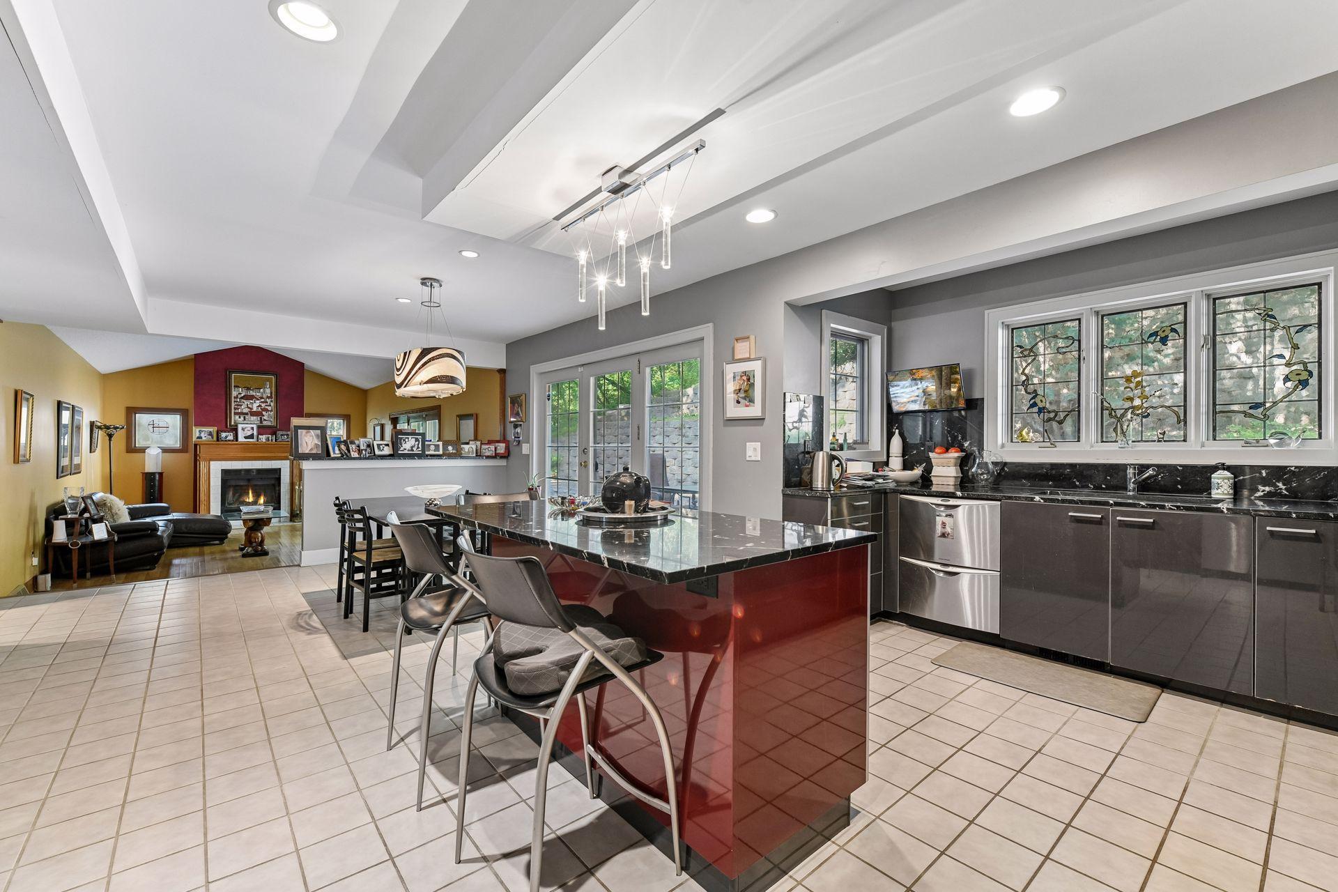 3215 Hazelwood W Property Photo 25
