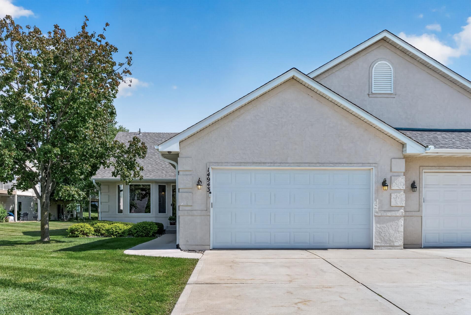 14943 Hillside Circle Nw Property Photo 1