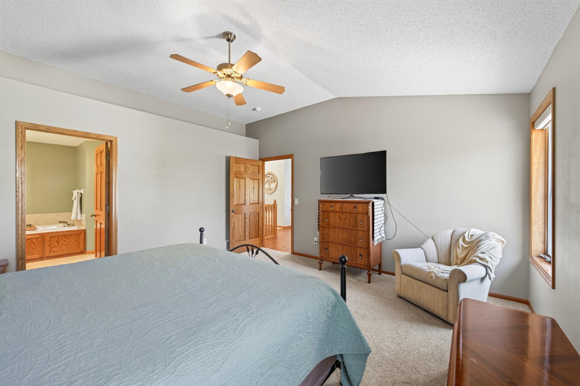 14943 Hillside Circle Nw Property Photo 13