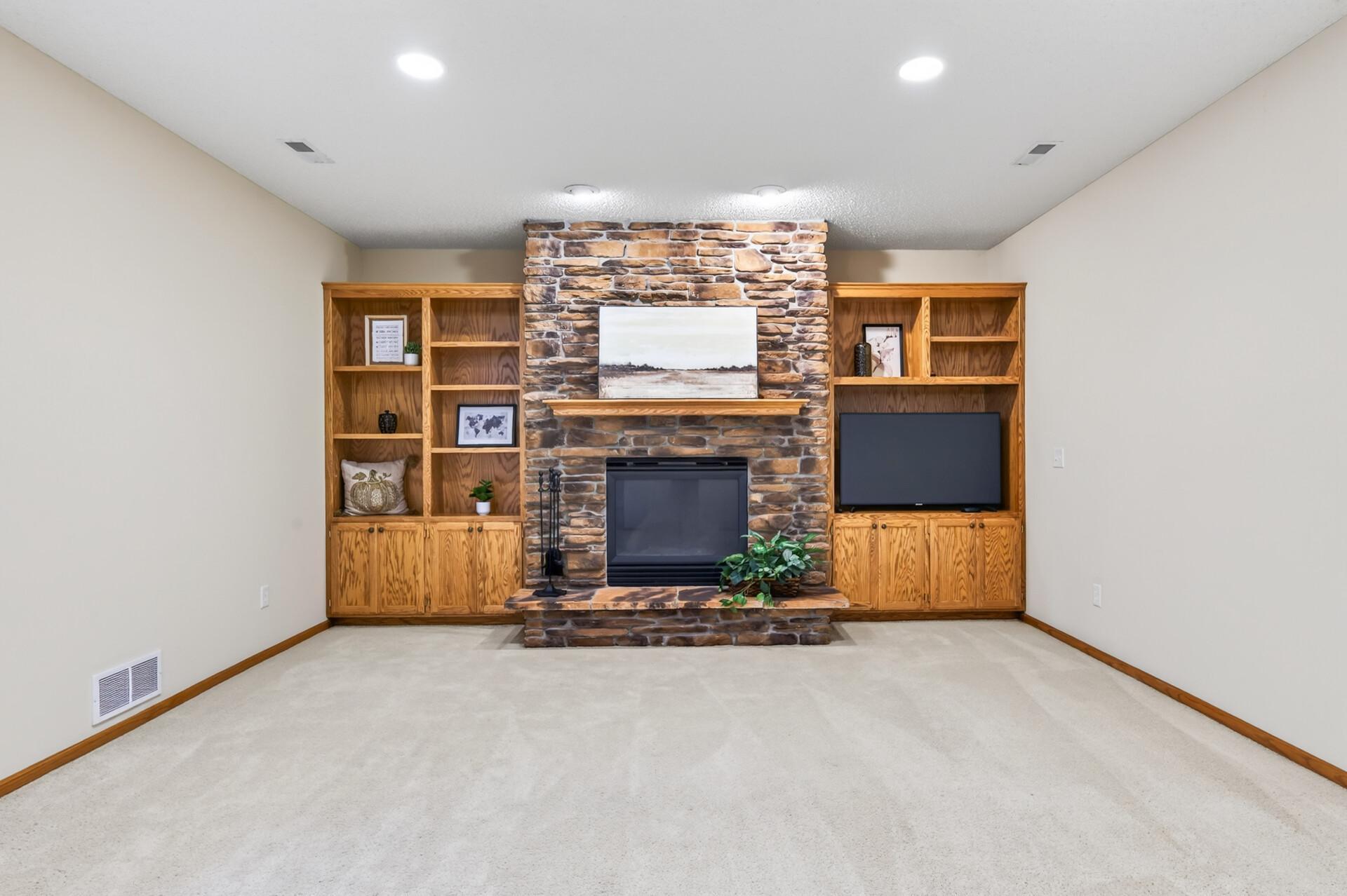 14943 Hillside Circle Nw Property Photo 16