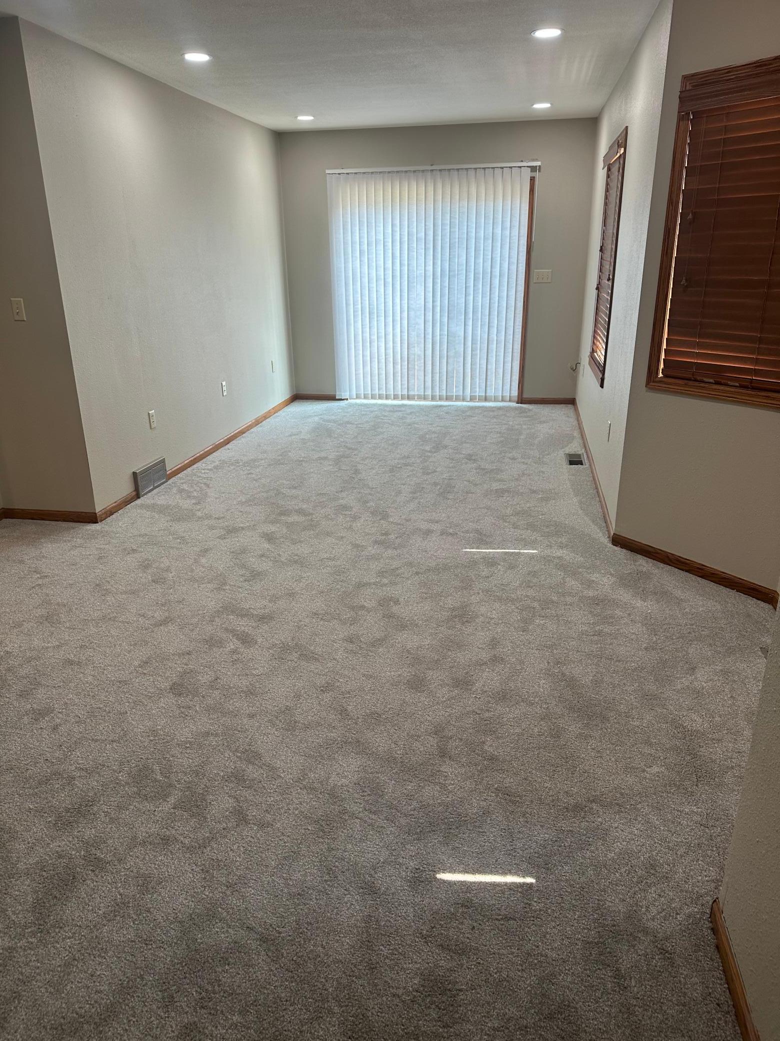 523 Davis Avenue Property Photo 8