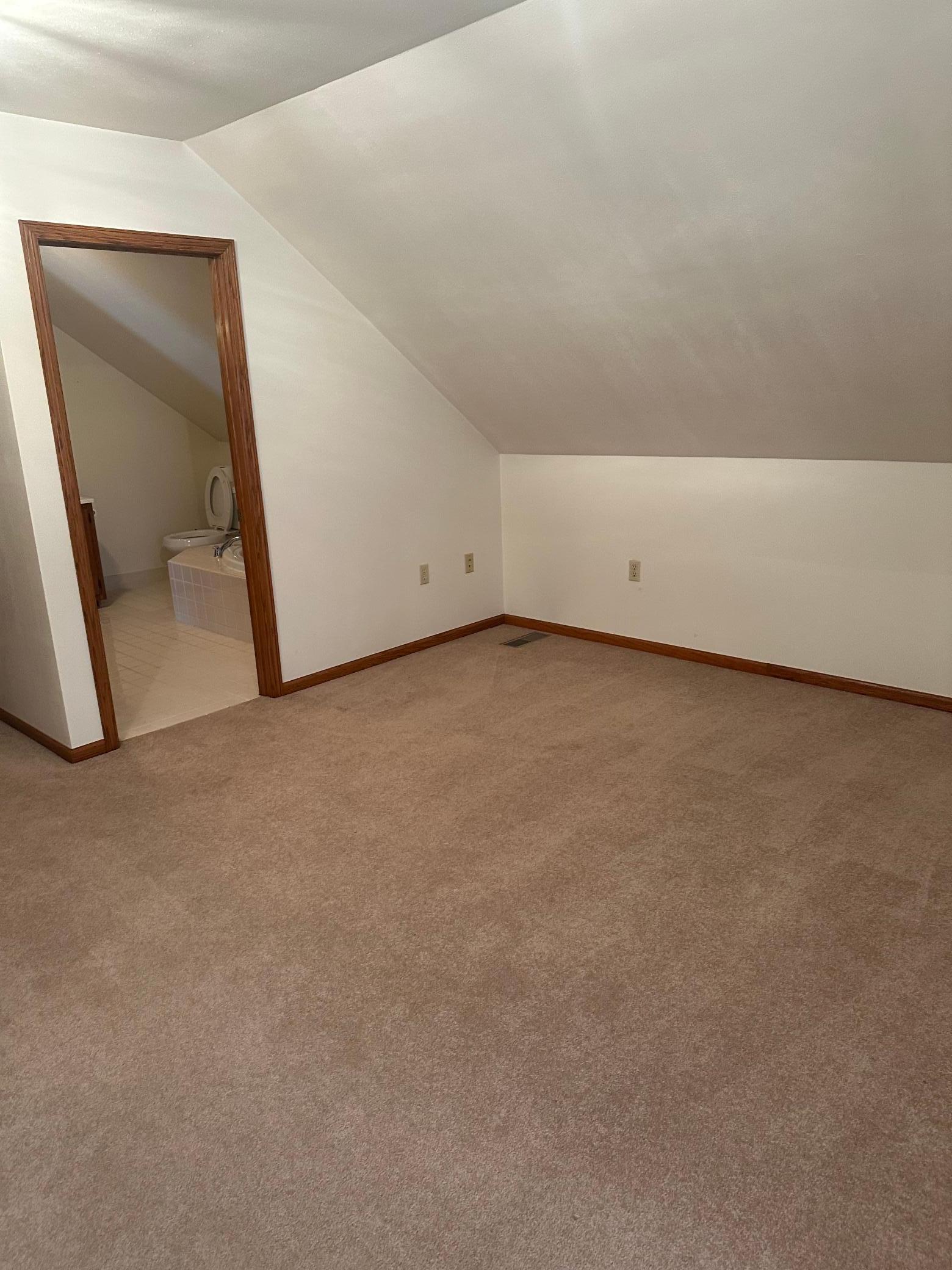 523 Davis Avenue Property Photo 15