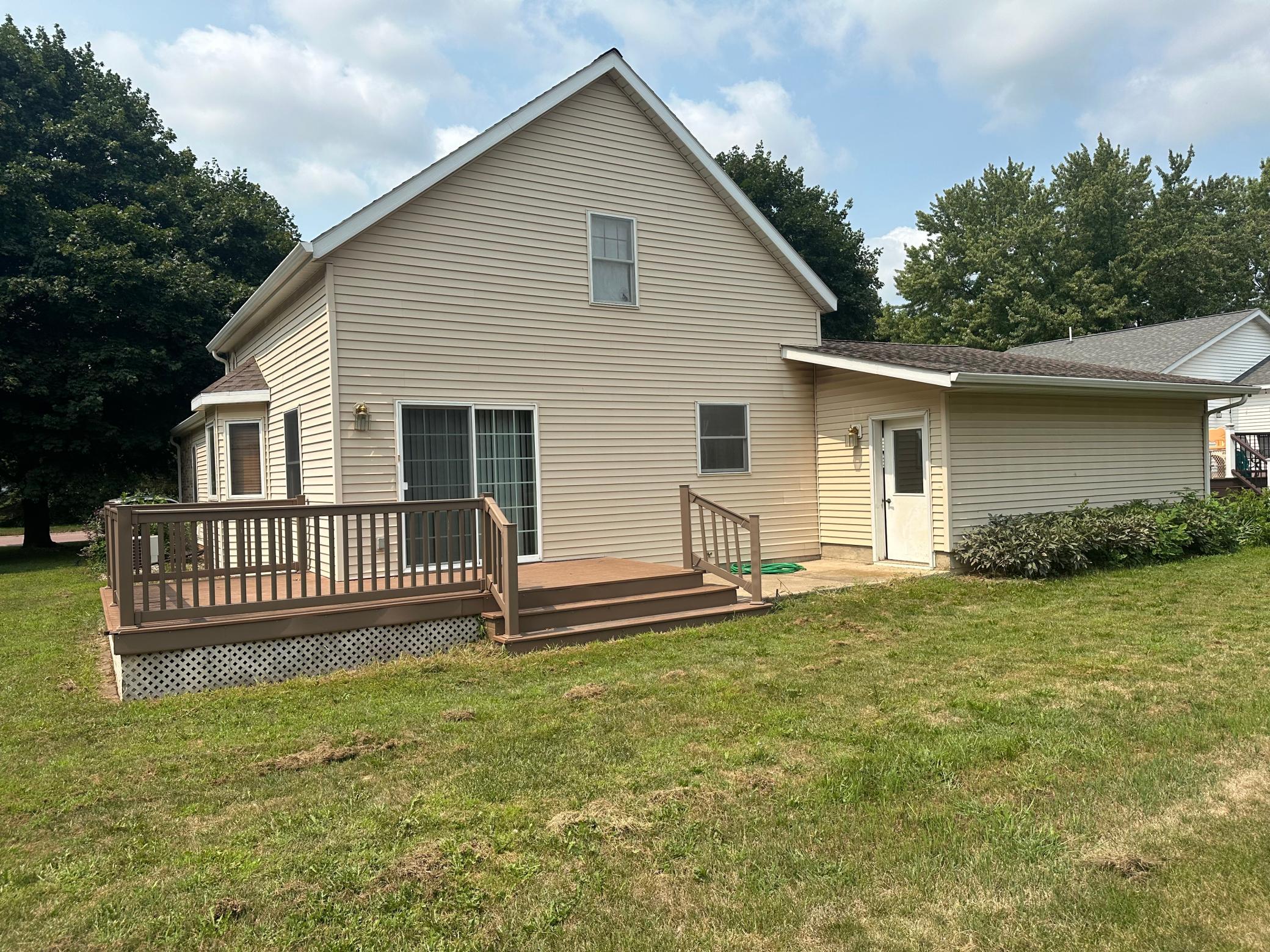 523 Davis Avenue Property Photo 17