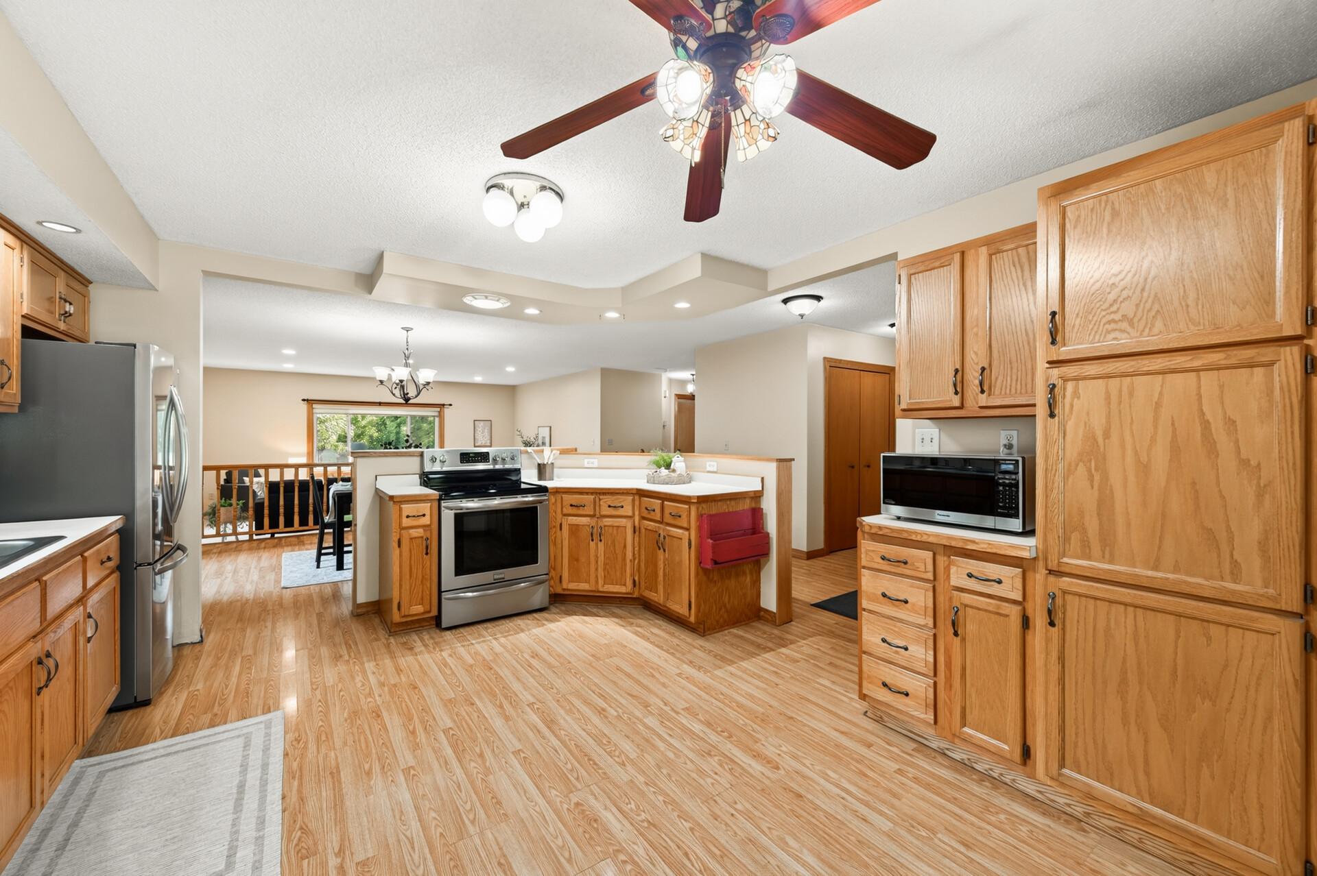 12347 Zea Street Nw Property Photo 5