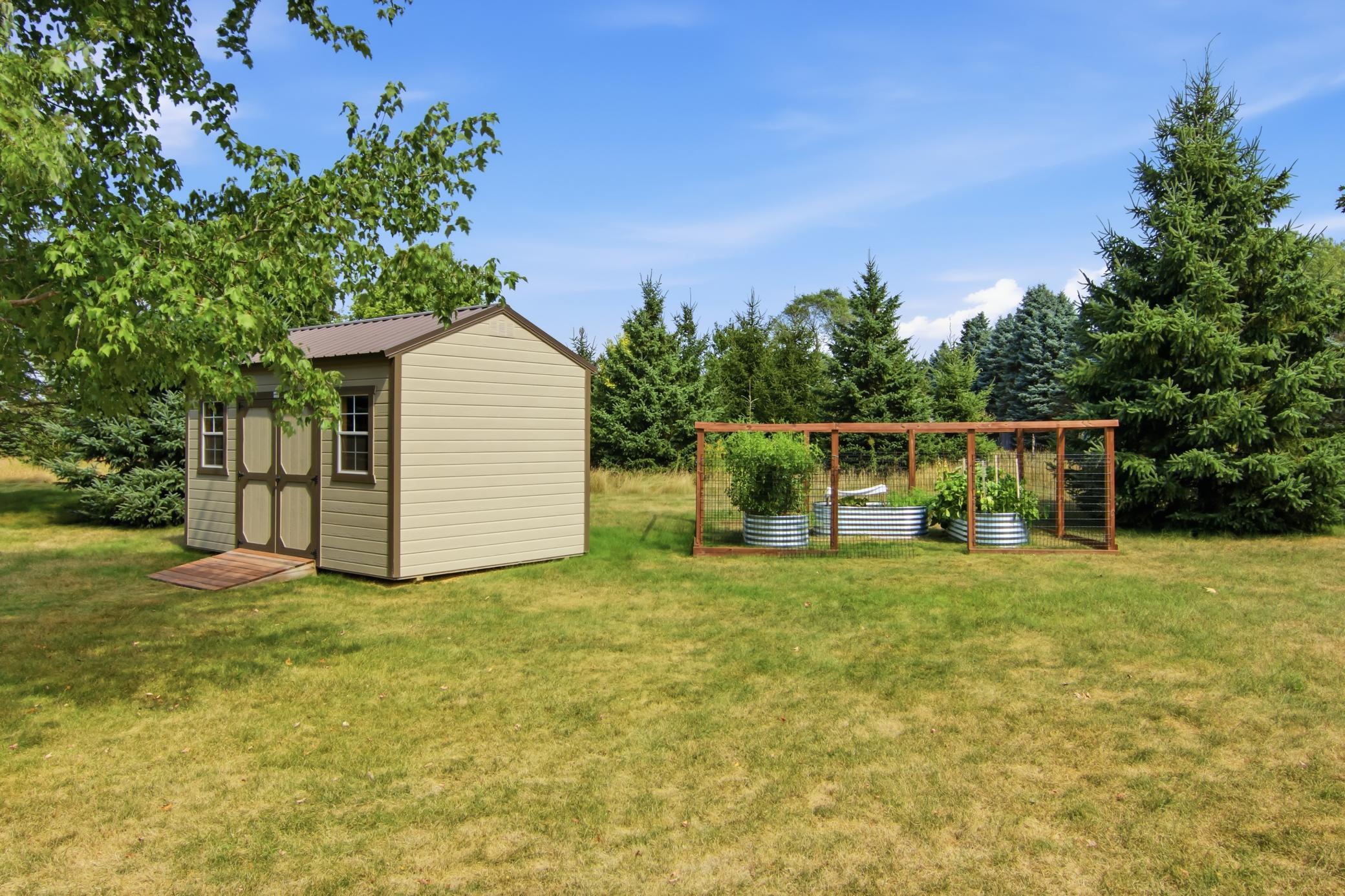 899 Wert Road Property Photo 33
