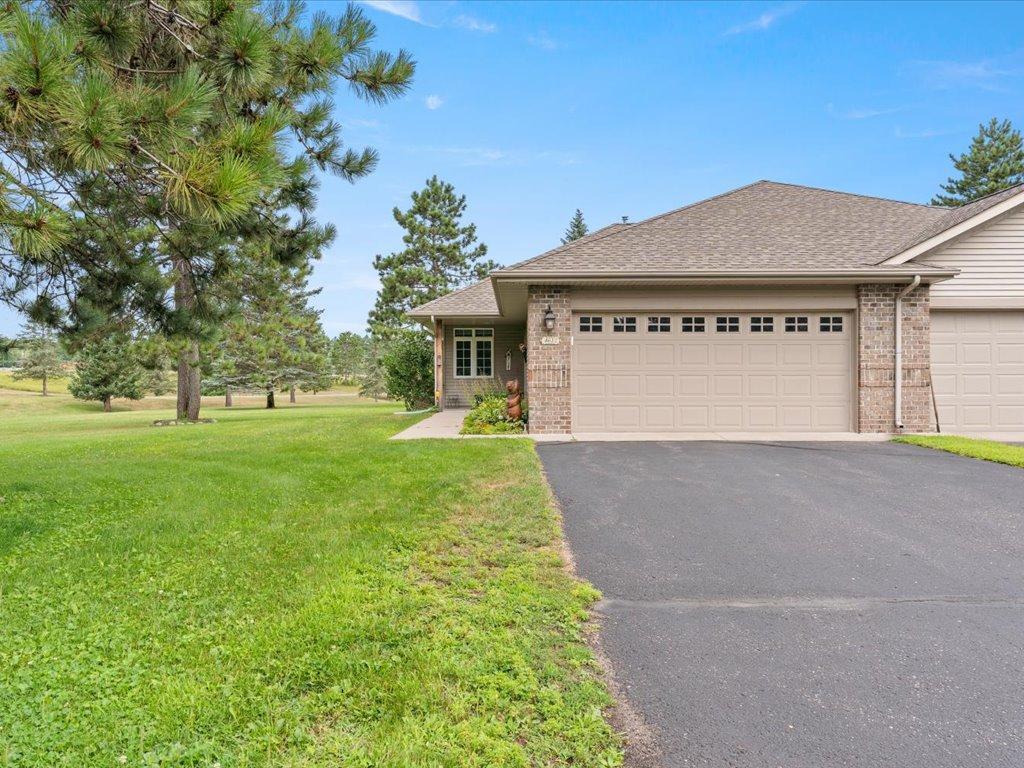 4612 Hemlock Lane Property Photo 1