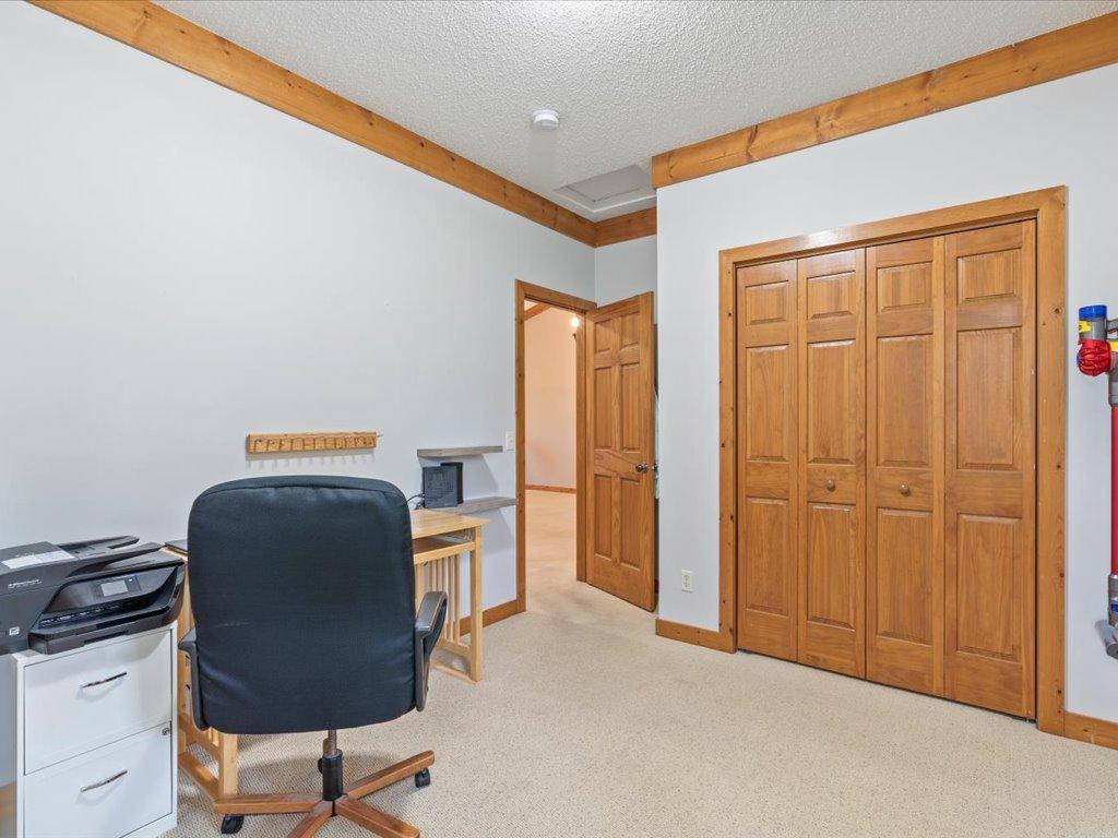 4612 Hemlock Lane Property Photo 15