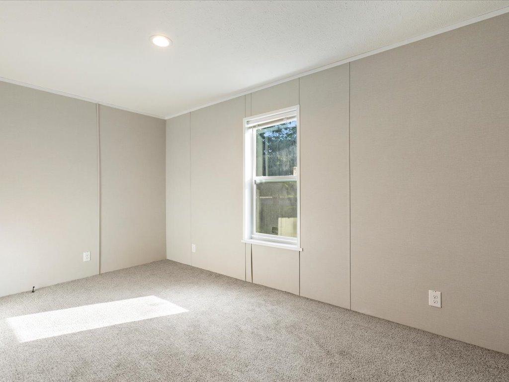 37471 Deer Ridge Drive Property Photo 7