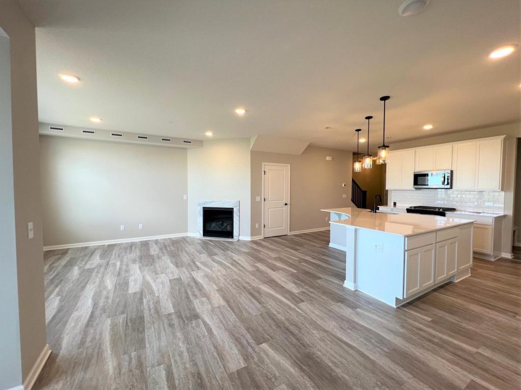 2665 Paddock Path Property Photo 13