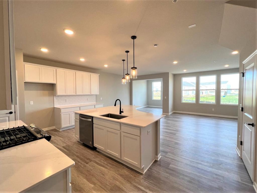 2665 Paddock Path Property Photo 15