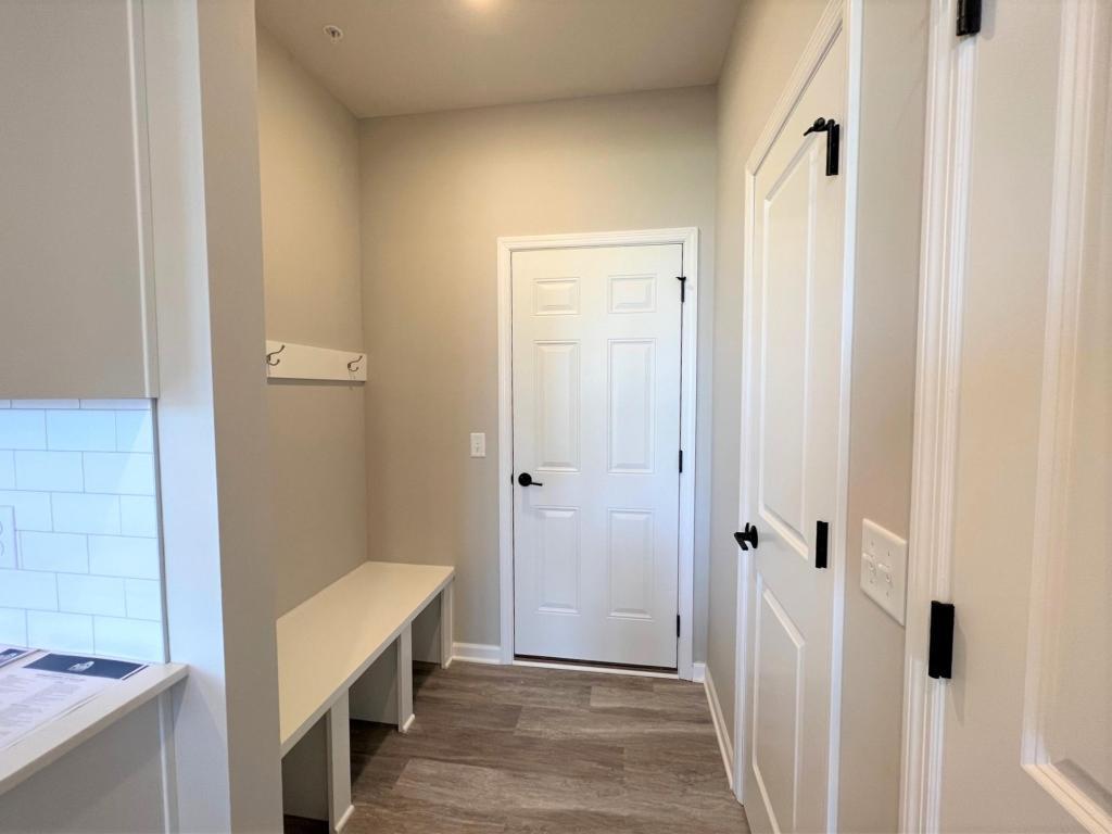2665 Paddock Path Property Photo 23