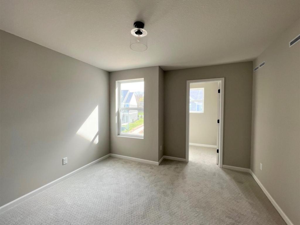2665 Paddock Path Property Photo 27