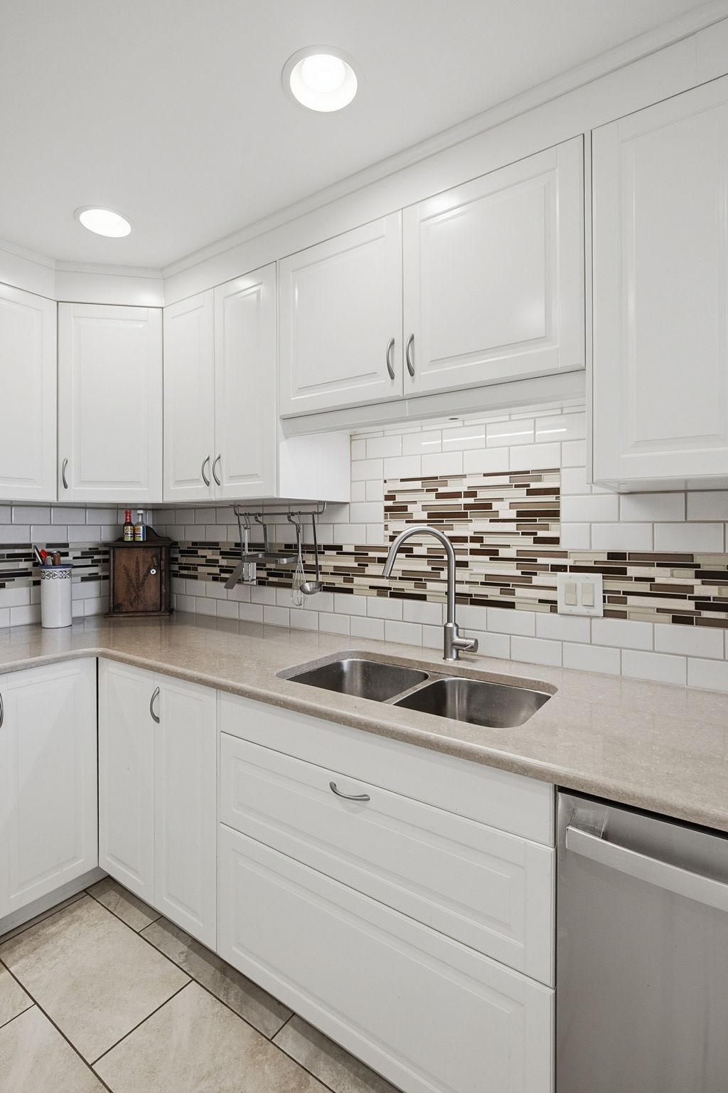 168 6th Street E 3101 Property Photo 15