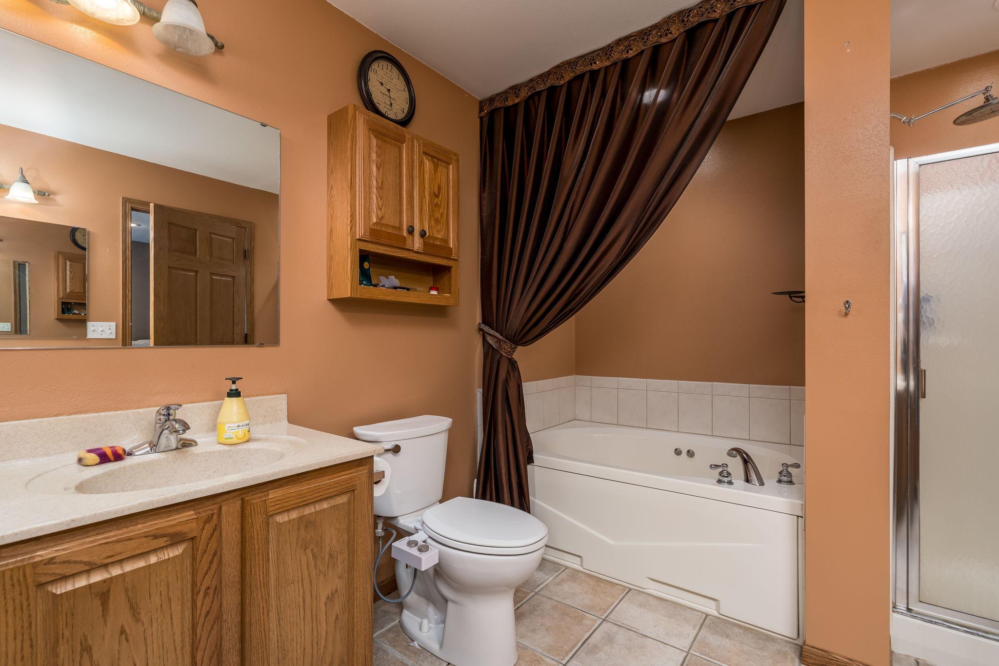 1114 Engesser Lane Property Photo 19