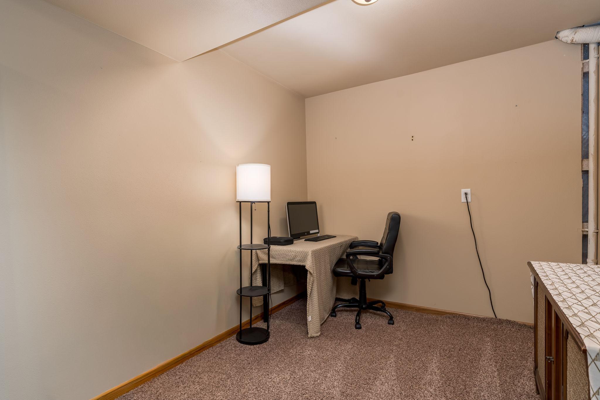 1114 Engesser Lane Property Photo 28