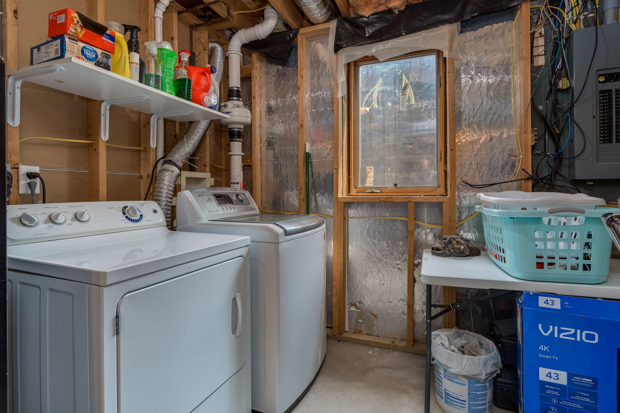 1114 Engesser Lane Property Photo 30