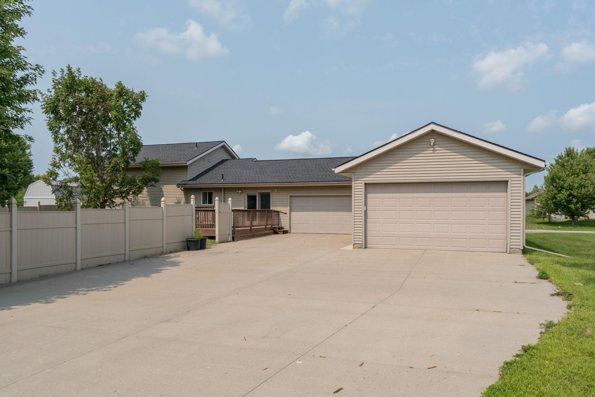 1114 Engesser Lane Property Photo 38