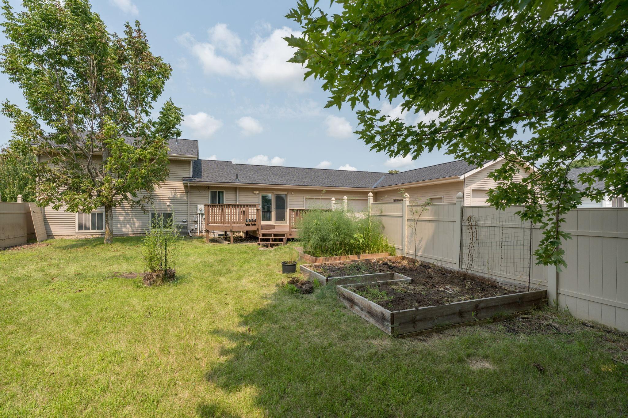 1114 Engesser Lane Property Photo 39