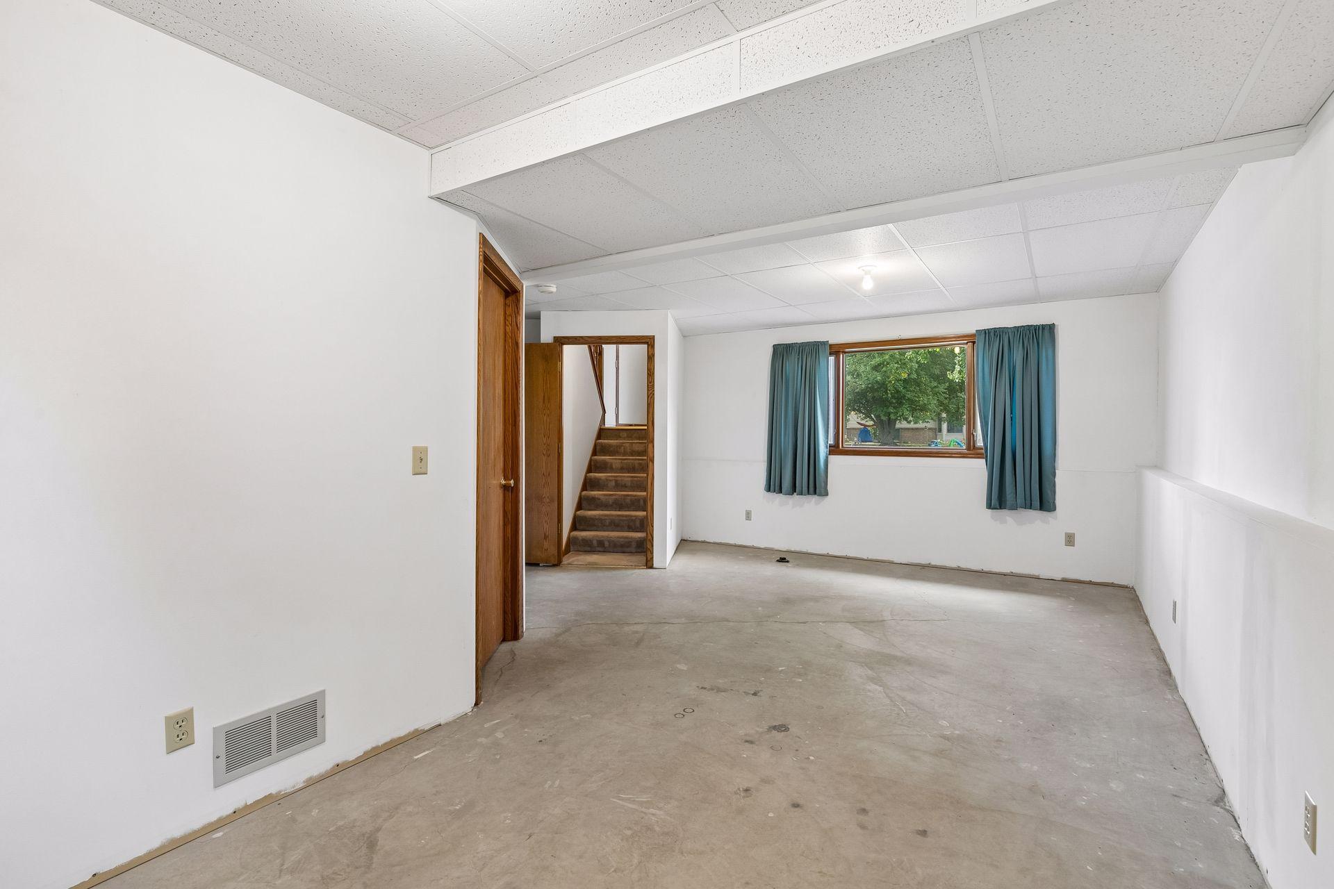 972 Pointe Way Property Photo 23
