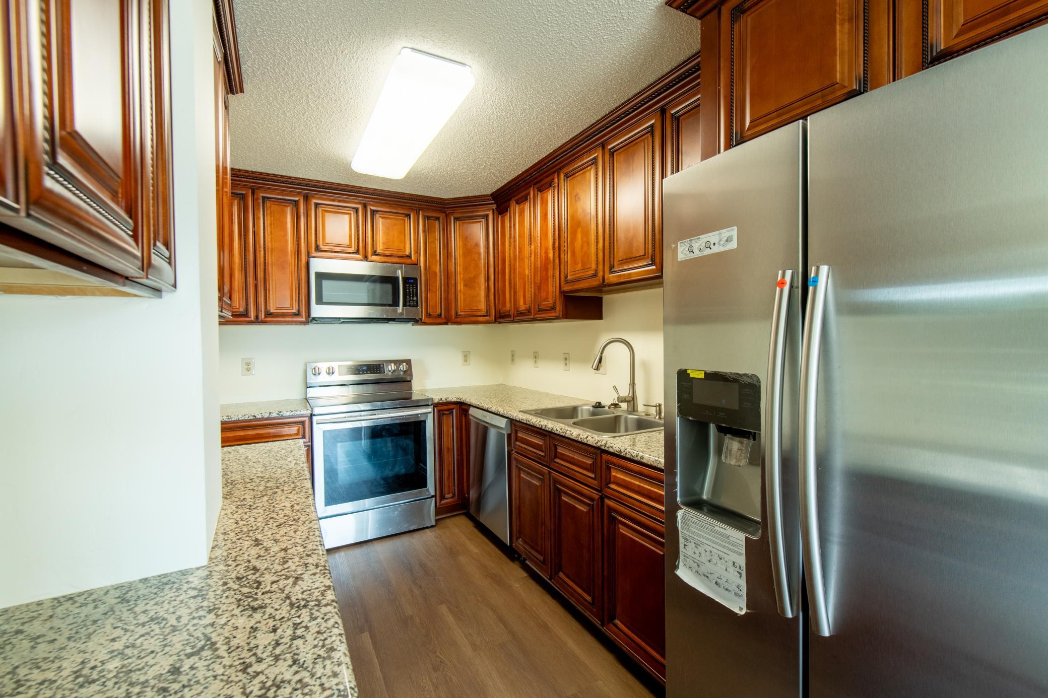 15872 Granada Avenue Property Photo 15