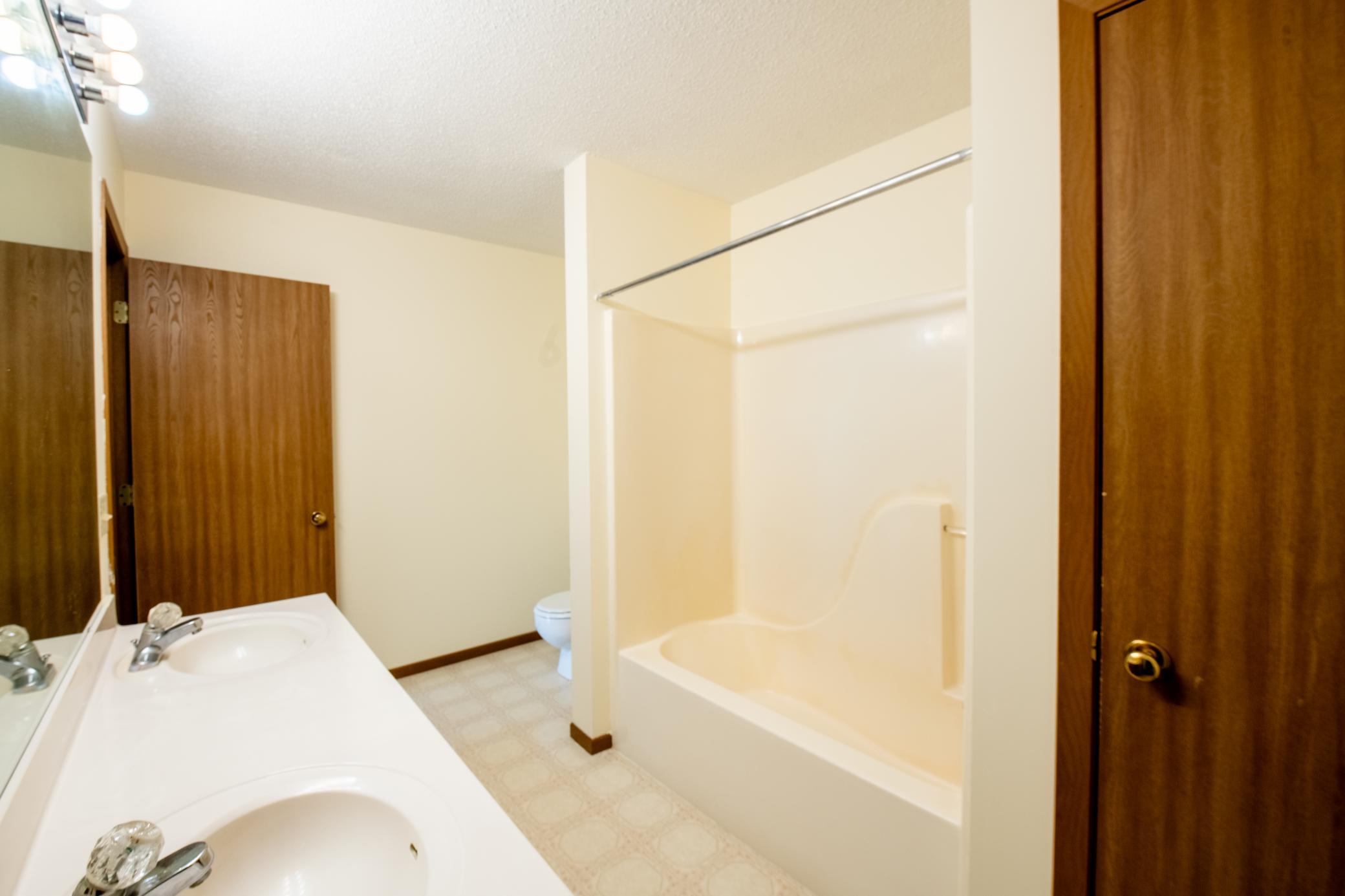 15872 Granada Avenue Property Photo 22