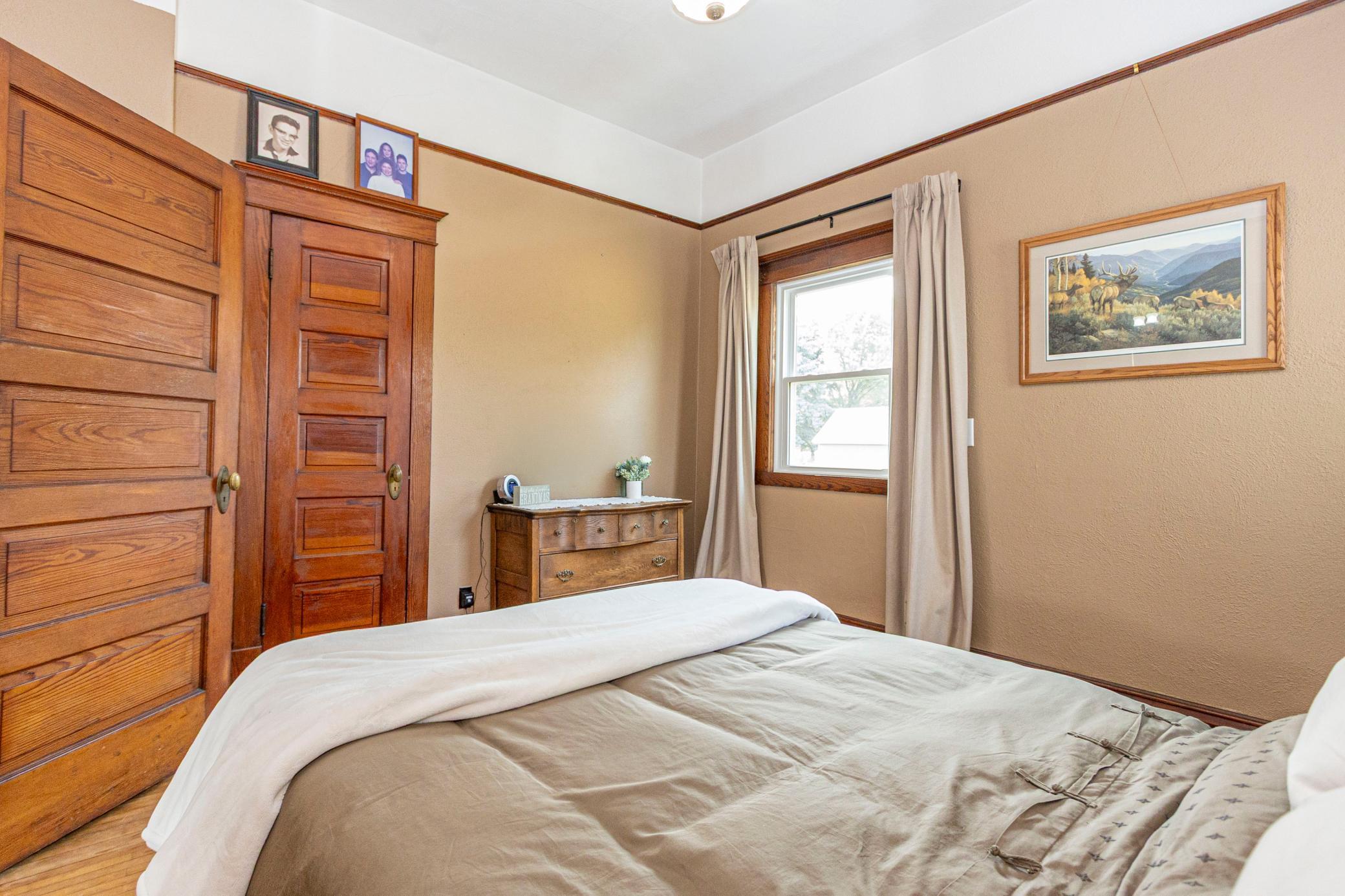 619 Railroad Street Property Photo 25