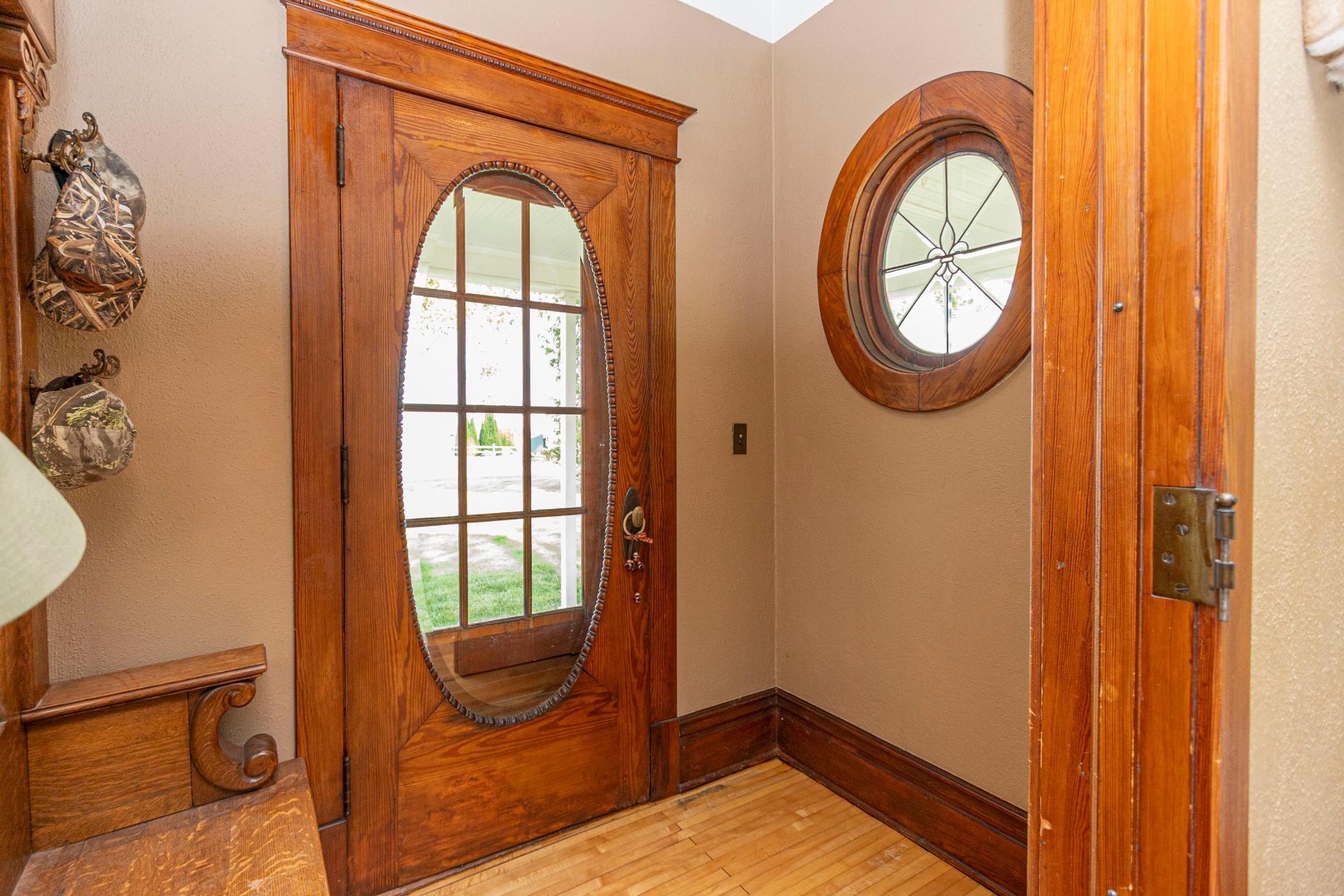 619 Railroad Street Property Photo 29