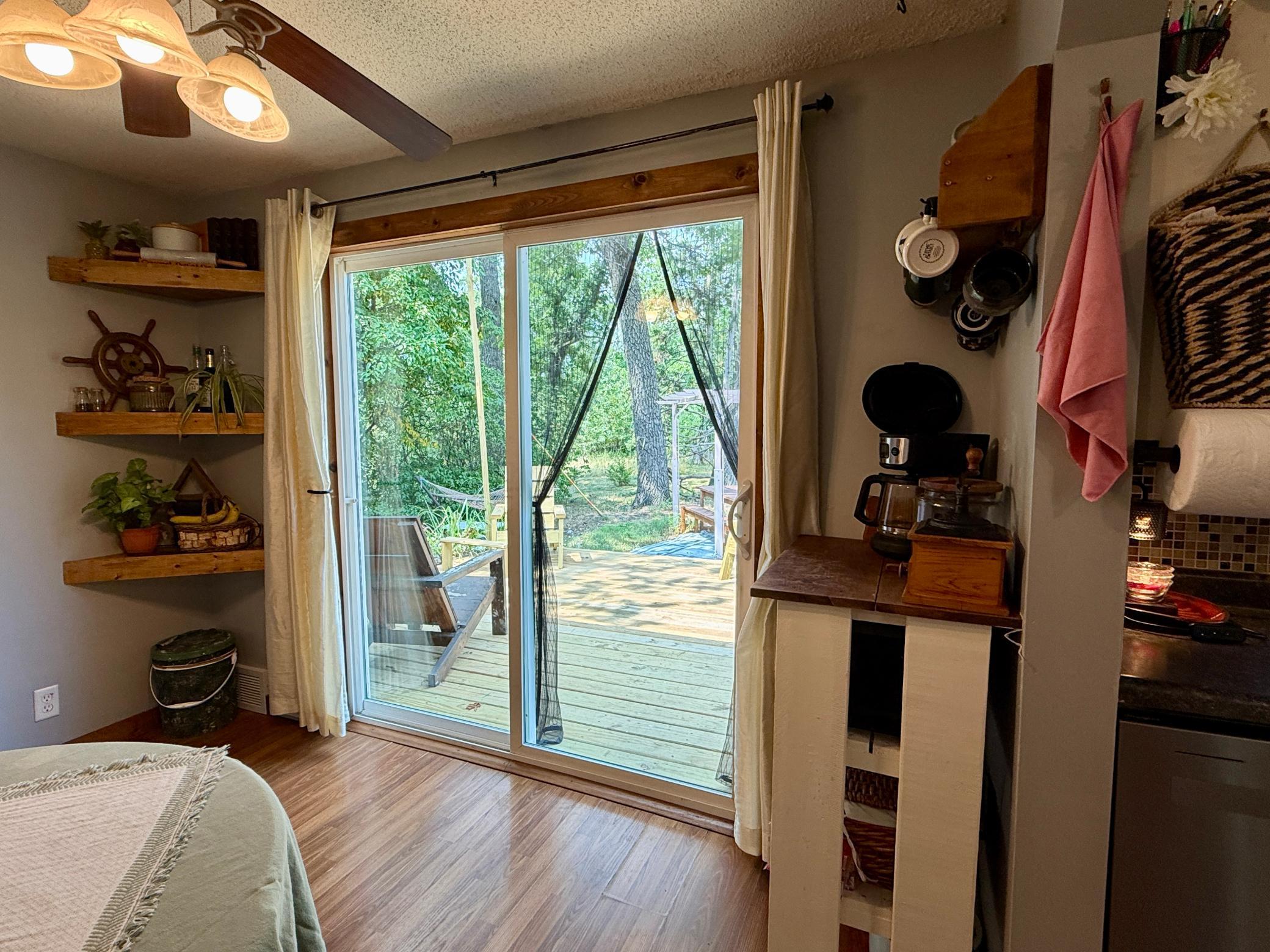 5648 Fairview Road Property Photo 13