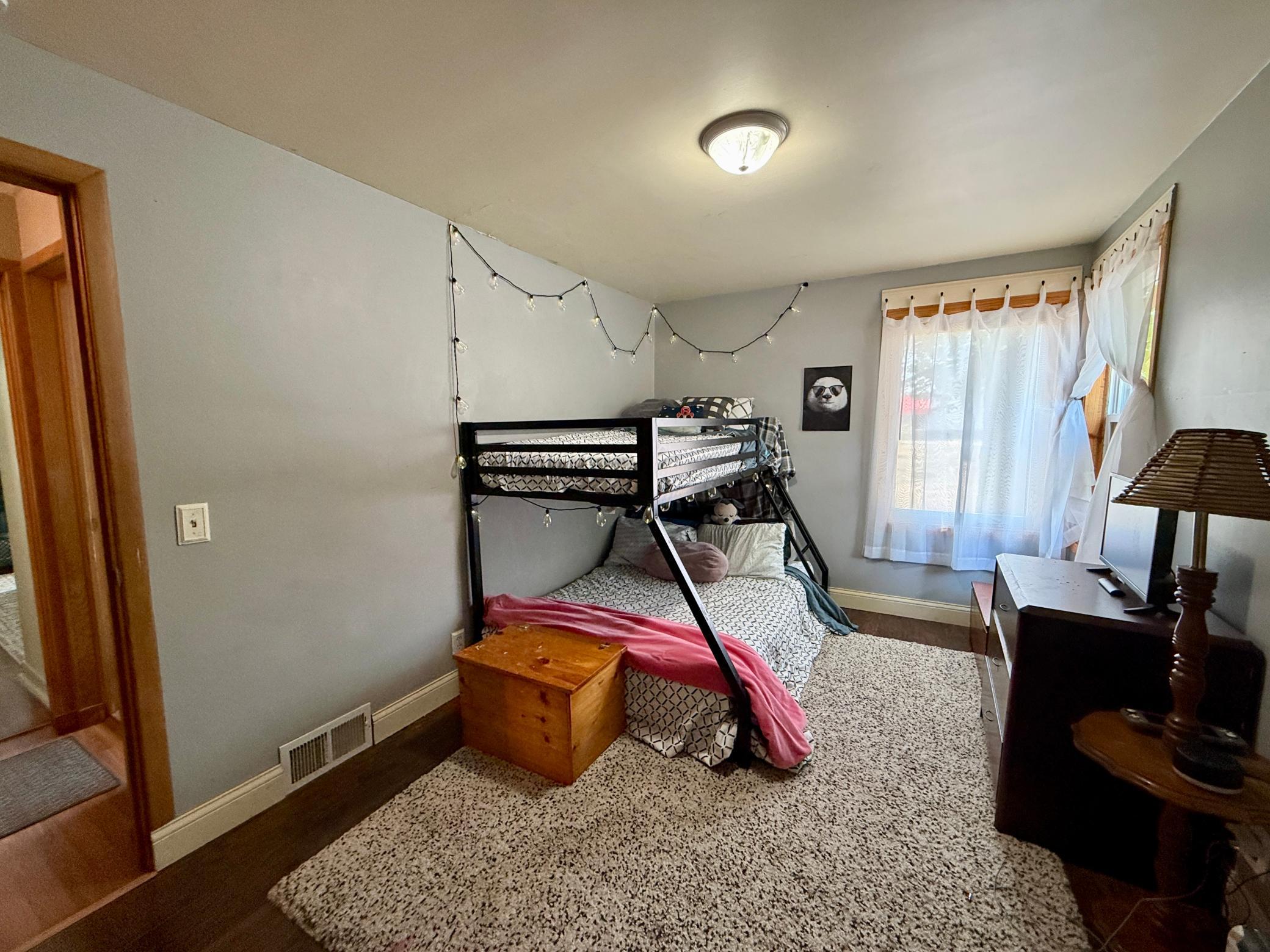 5648 Fairview Road Property Photo 25