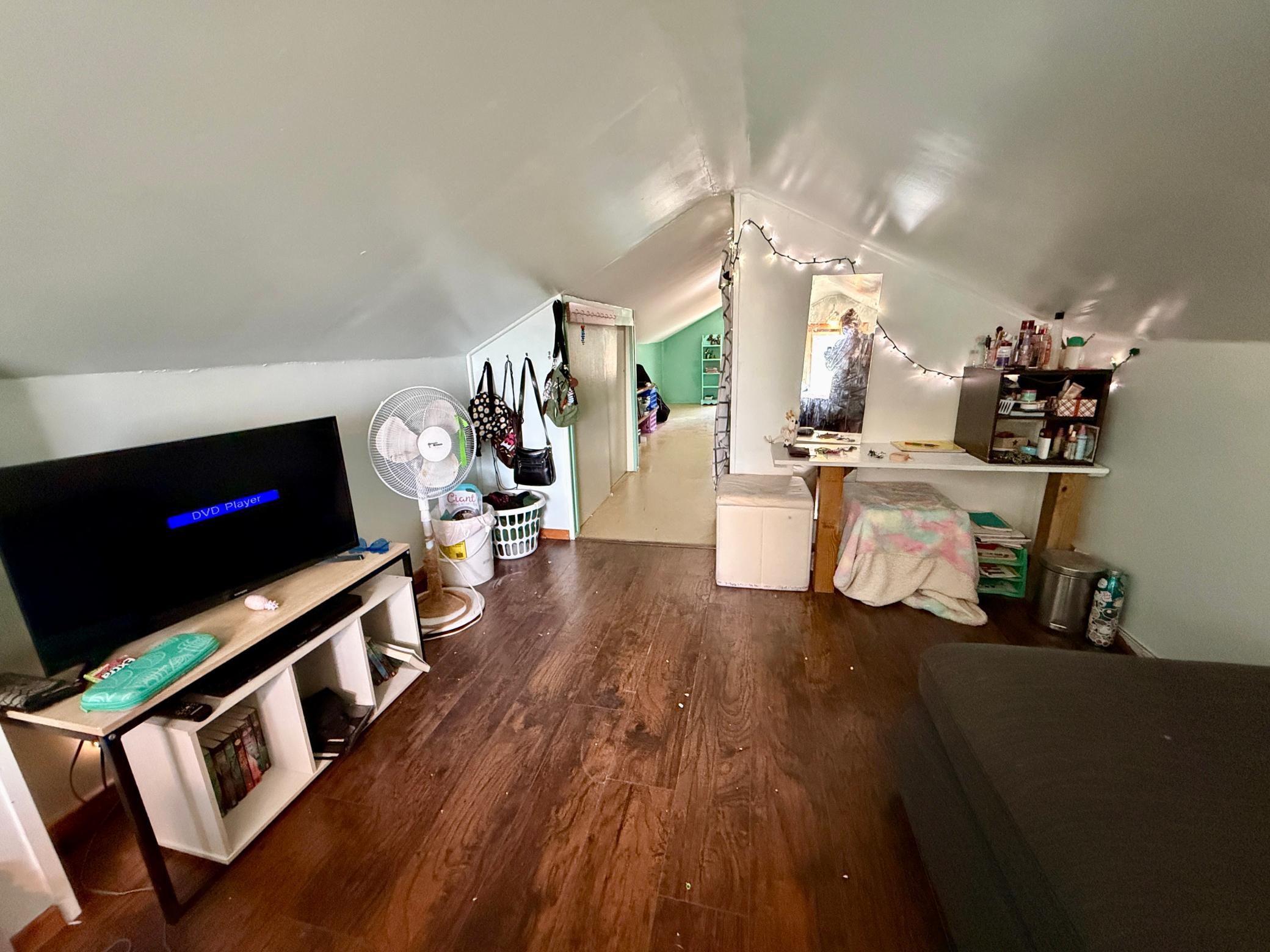 5648 Fairview Road Property Photo 30