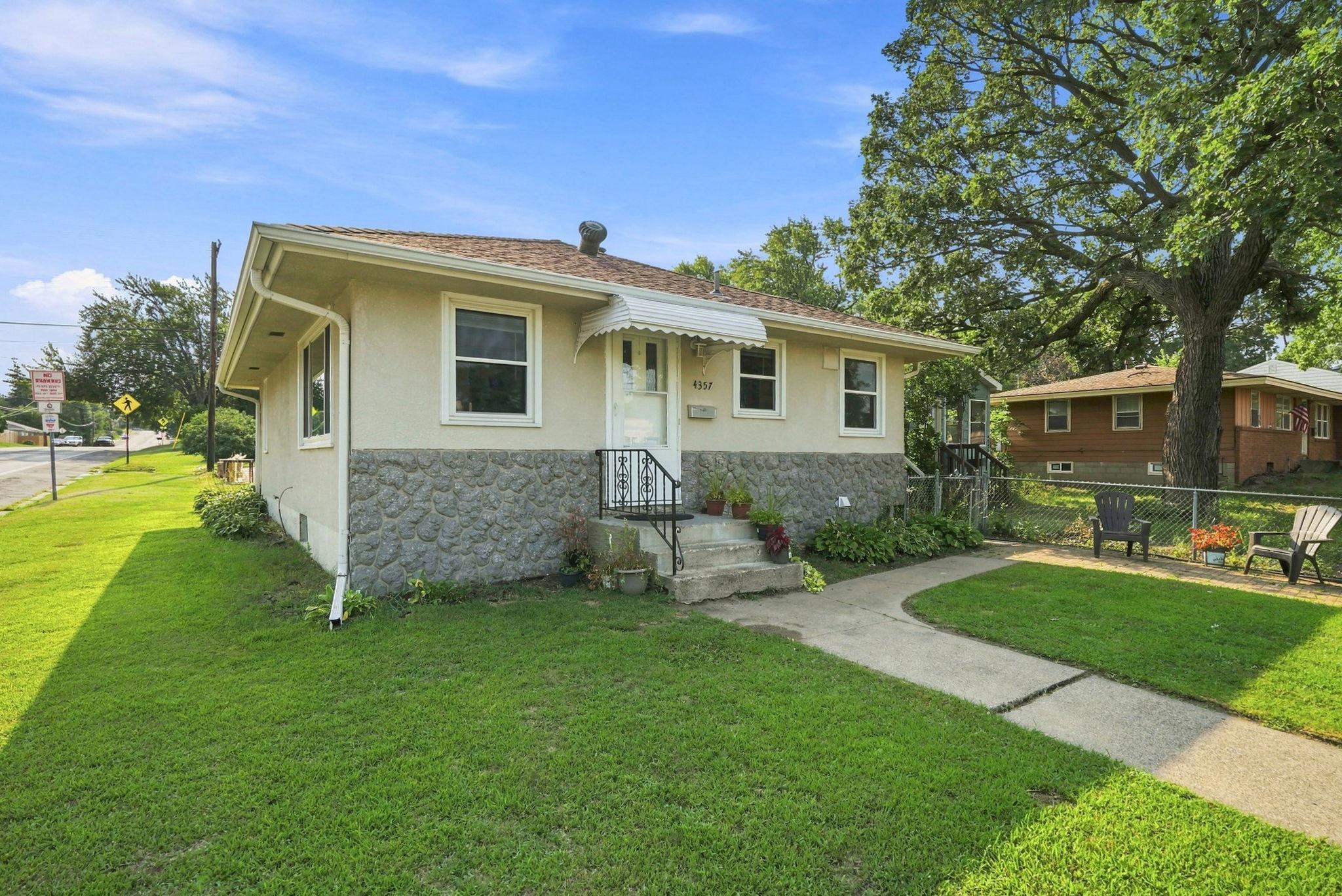 4357 Main Street Ne Property Photo 1