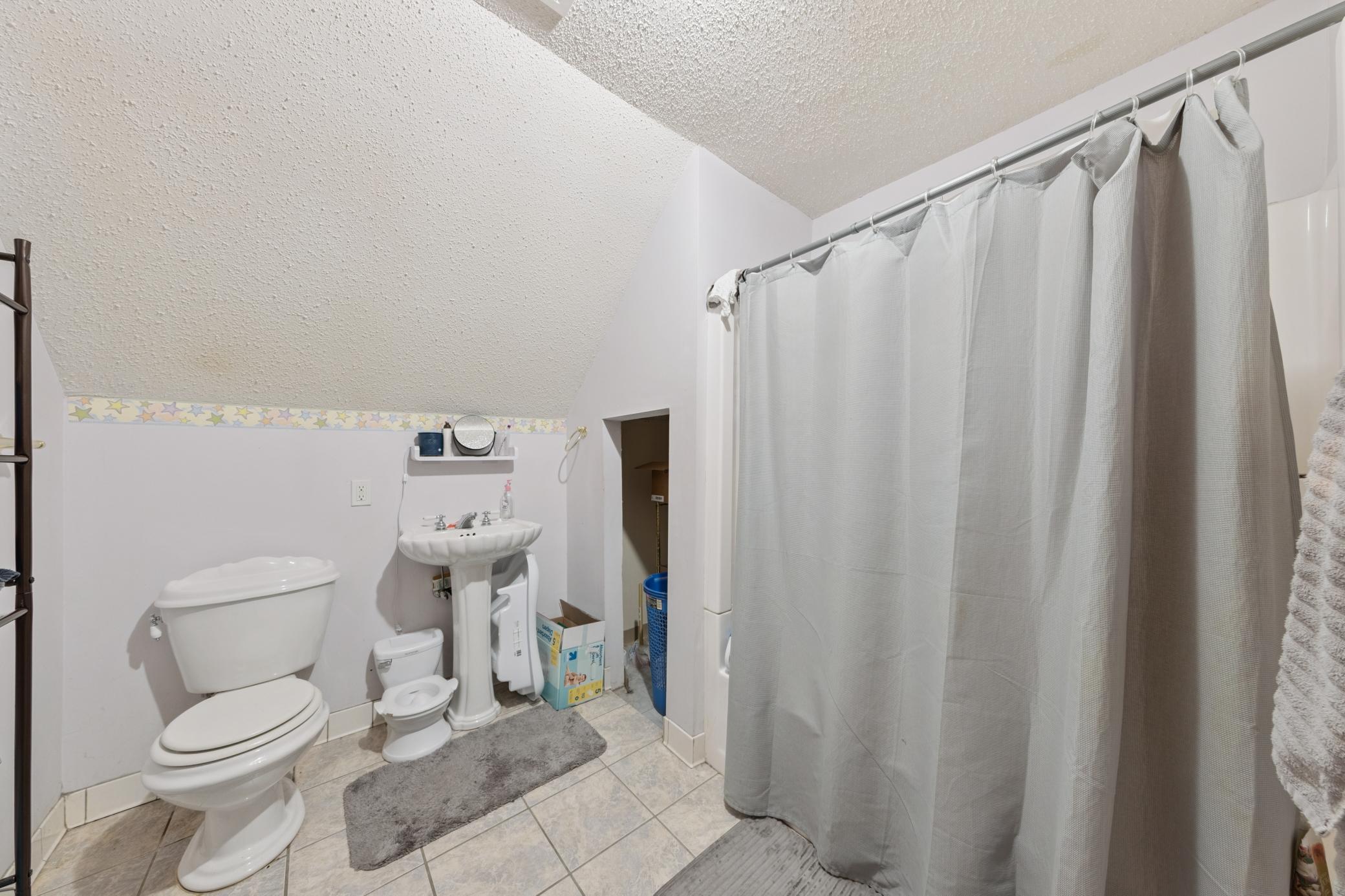 652 Dayton Avenue Property Photo 8