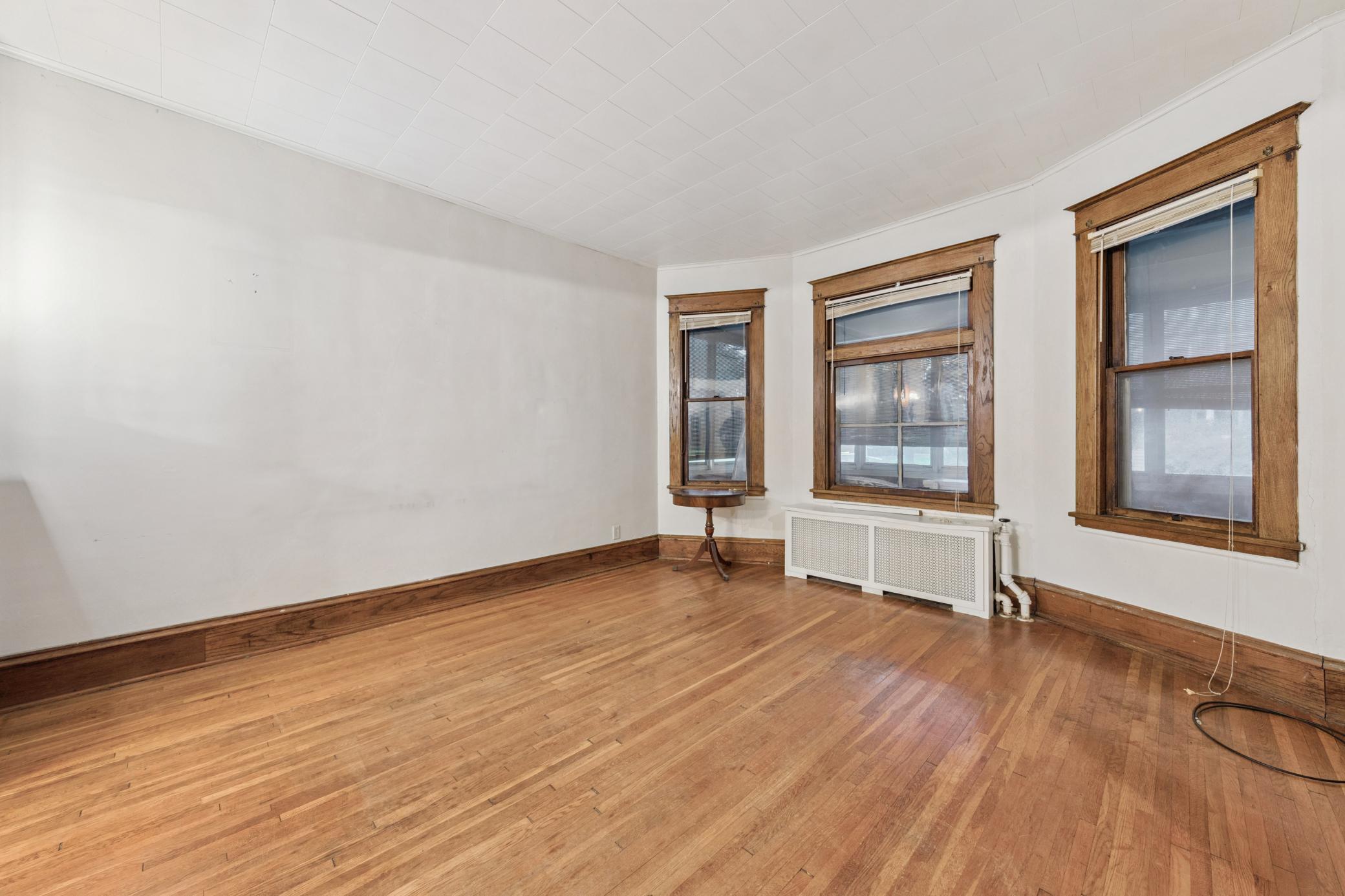 652 Dayton Avenue Property Photo 11