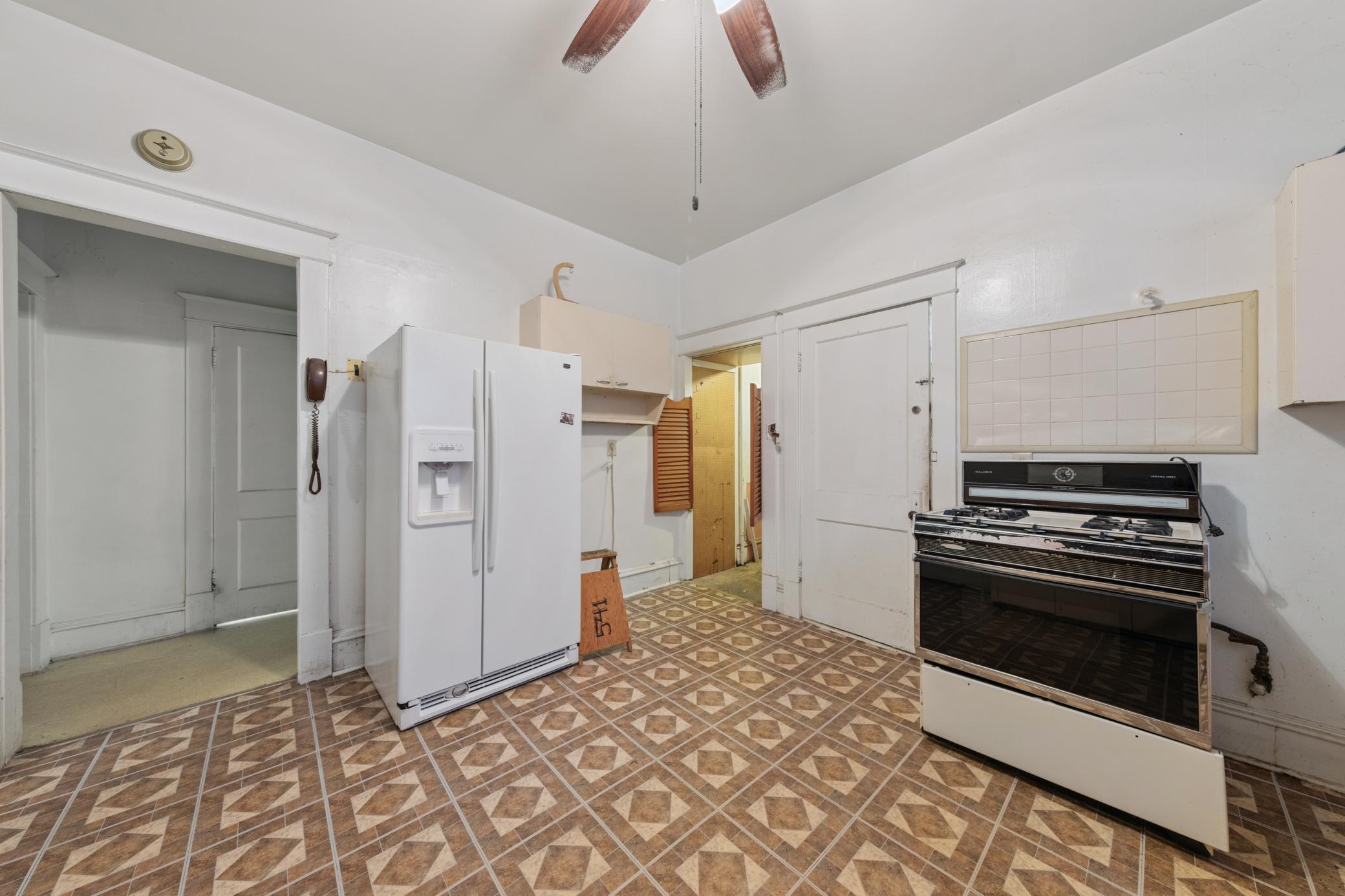 652 Dayton Avenue Property Photo 14